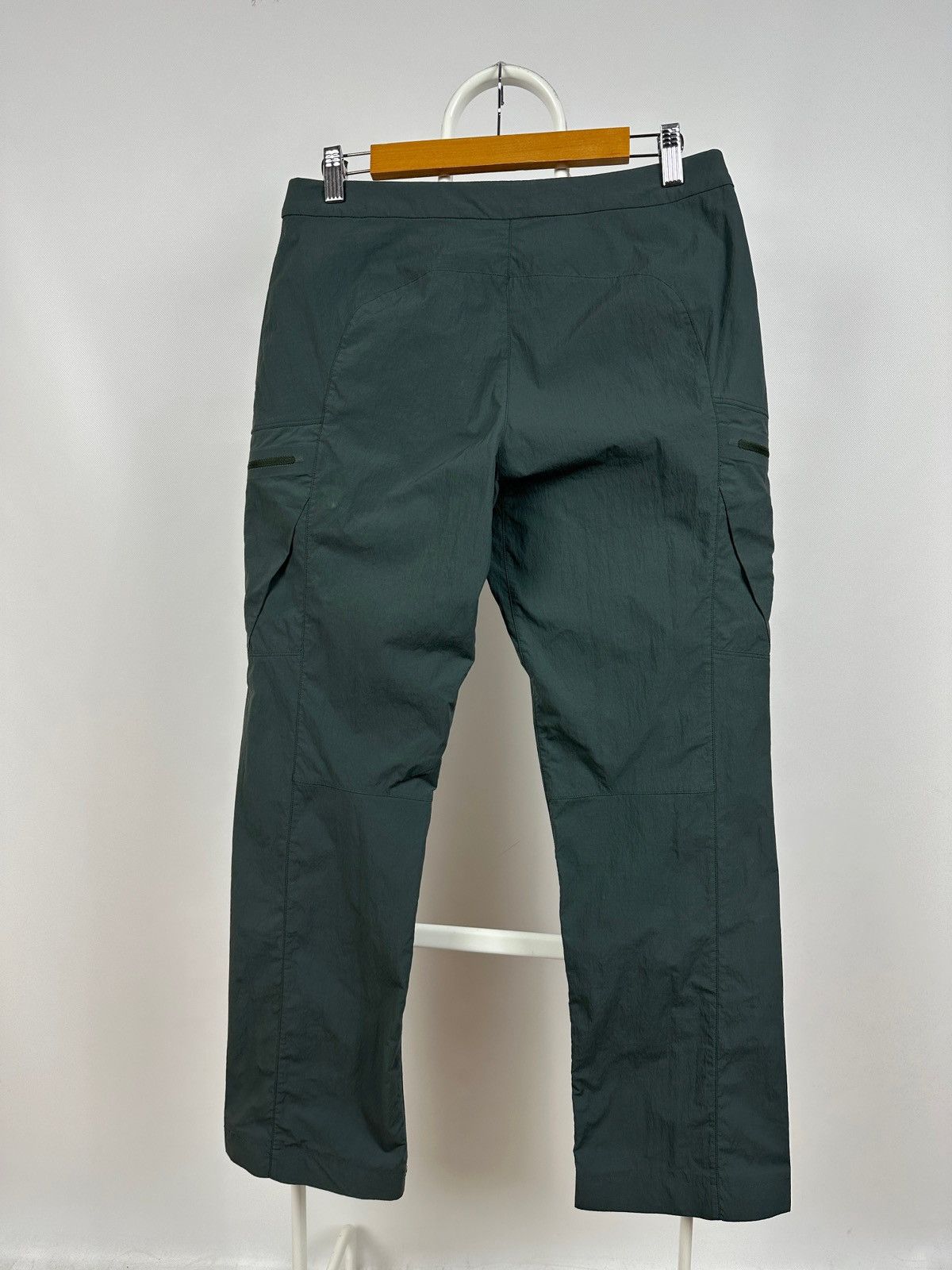 Arc'teryx Vintage Arcteryx Navy Green Nylon Cargo Pants Travis Style Size US 29 - 6 Thumbnail