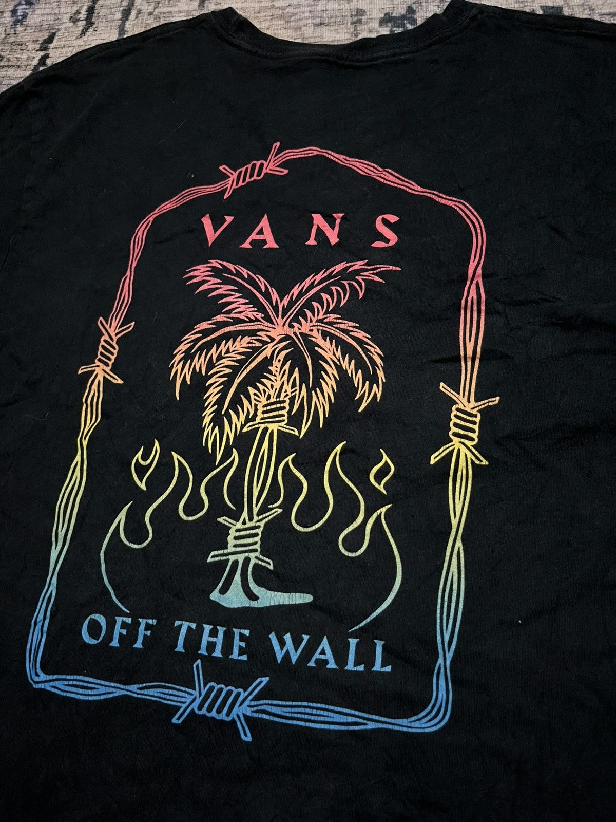Vans 🔥Vans Off The Wall Pokok Nyor Big Logo Tees Size US L / EU 52-54 / 3 - 5 Thumbnail