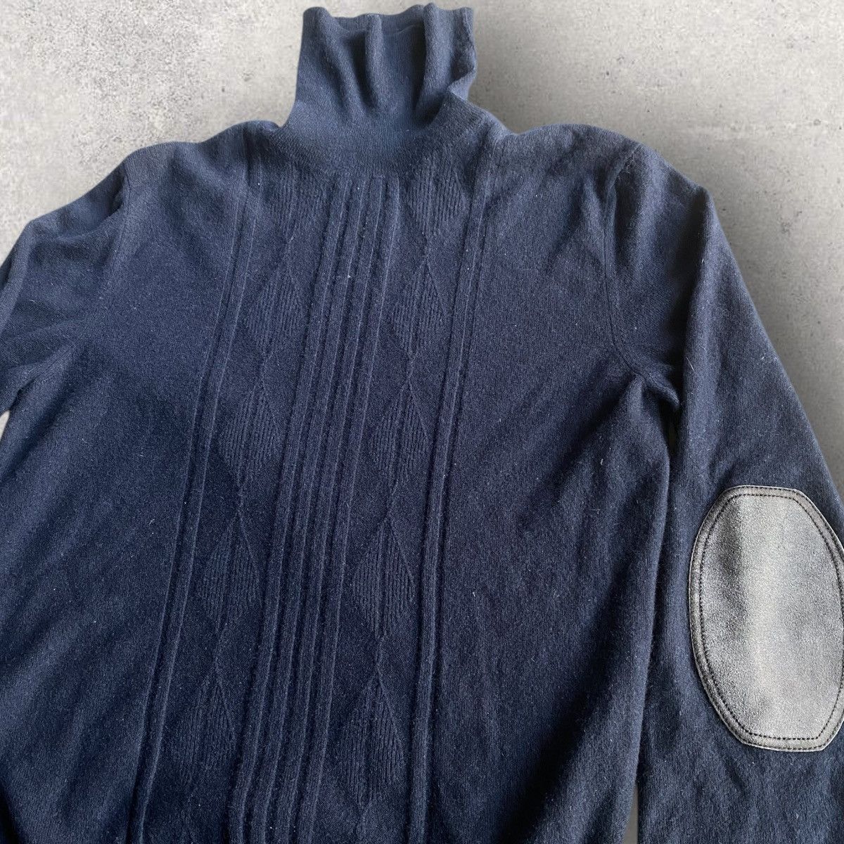 Louis Vuitton Fall05 Leather Elbows Patch Mock Neck Sweater Size US S / EU 44-46 / 1 - 1 Thumbnail
