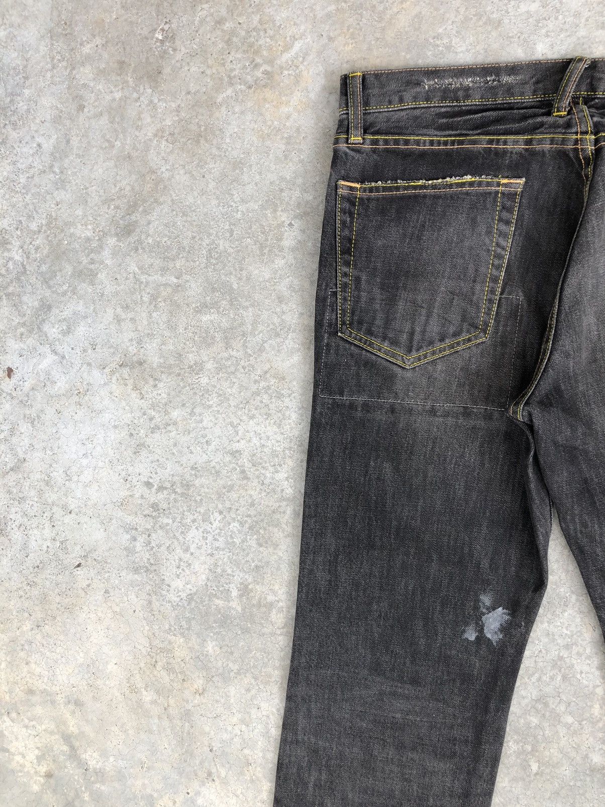 Who Decides War PPFM Distressed Jeans Size US 31 - 9 Thumbnail