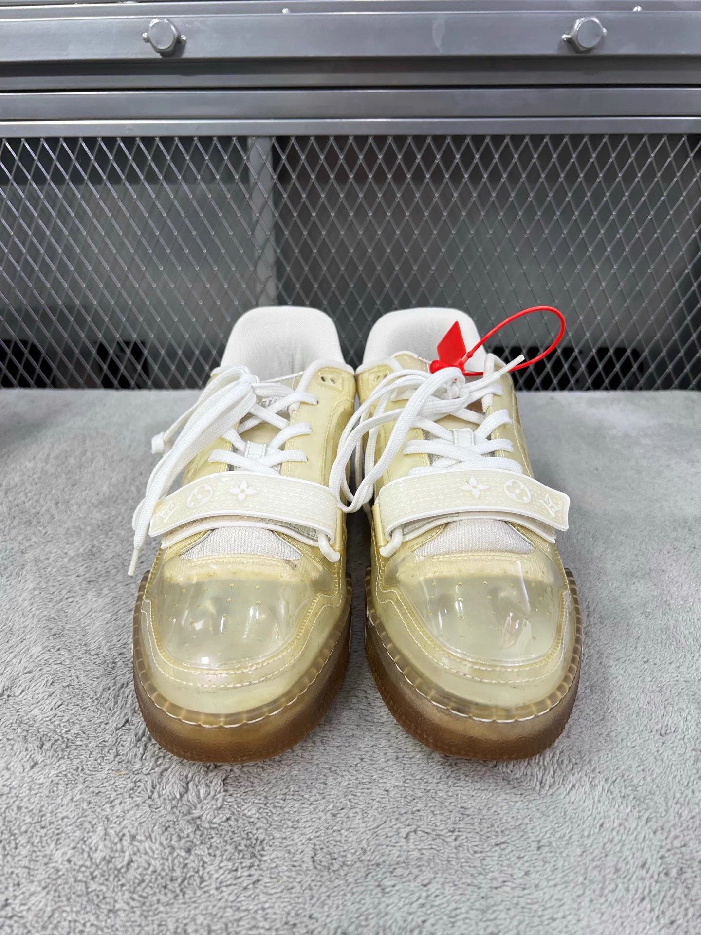 Louis Vuitton LOUIS VUITTON Trainer Clear Logo White 42 Size US 9 / EU 42 - 2 Thumbnail