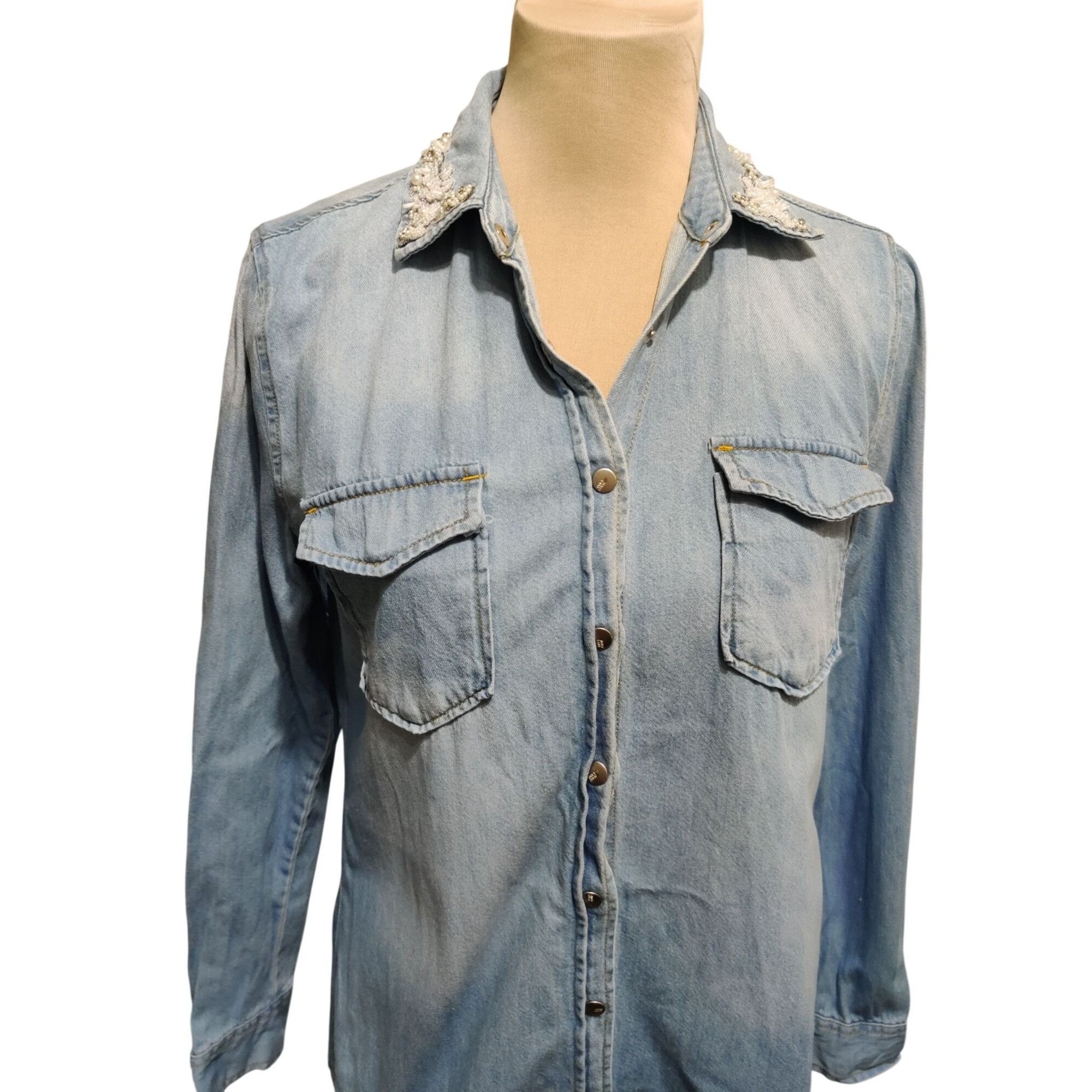 Vintage Vintage Beaded Pearl Applique Denim Shirt Size M Coastal Cow Size M / US 6-8 / IT 42-44 - 14 Thumbnail