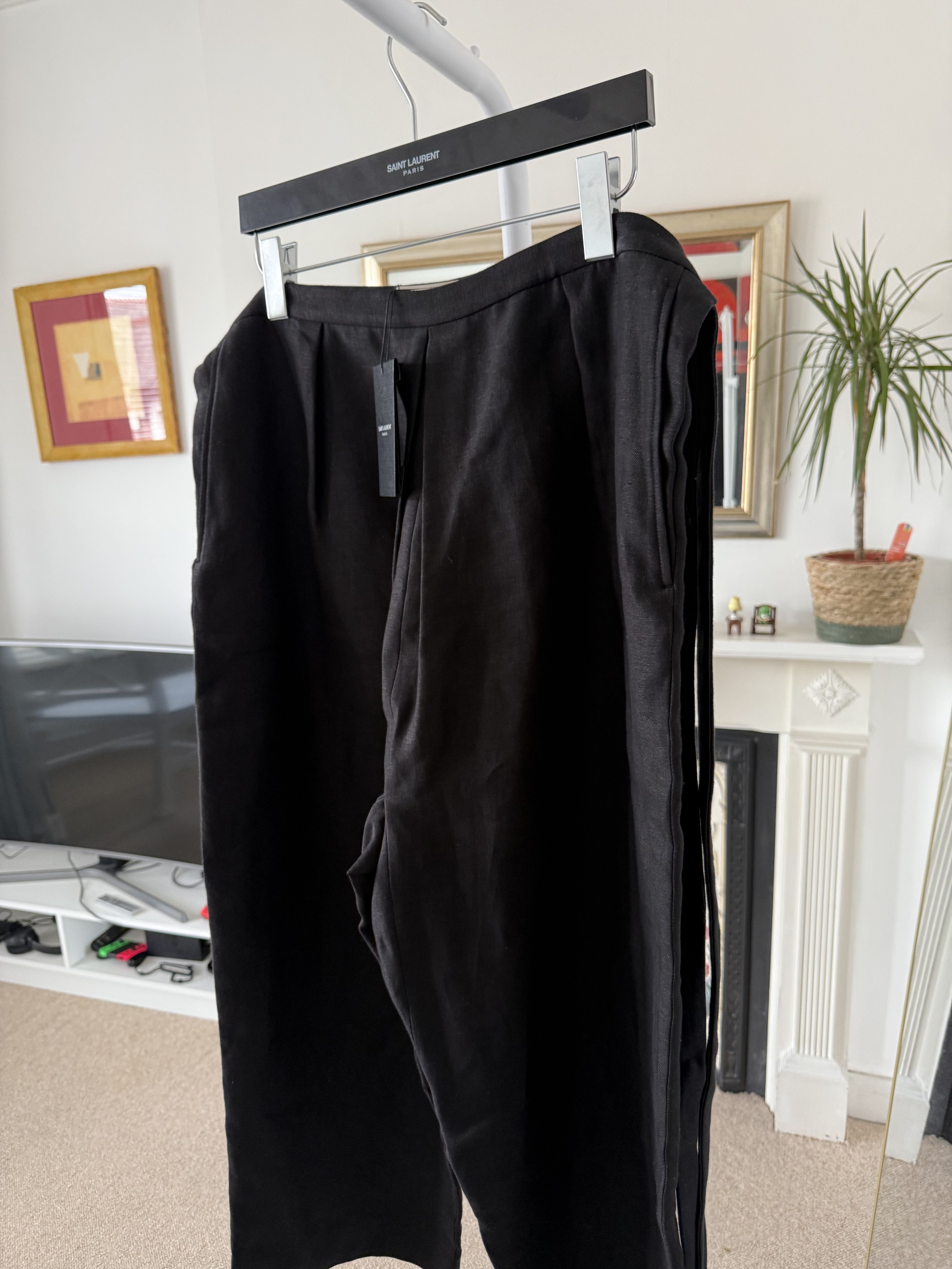 Saint Laurent Paris FW21' Saint Laurent Cropped Hakama-Pleat Tied pants Size US 36 / EU 52 - 9 Thumbnail