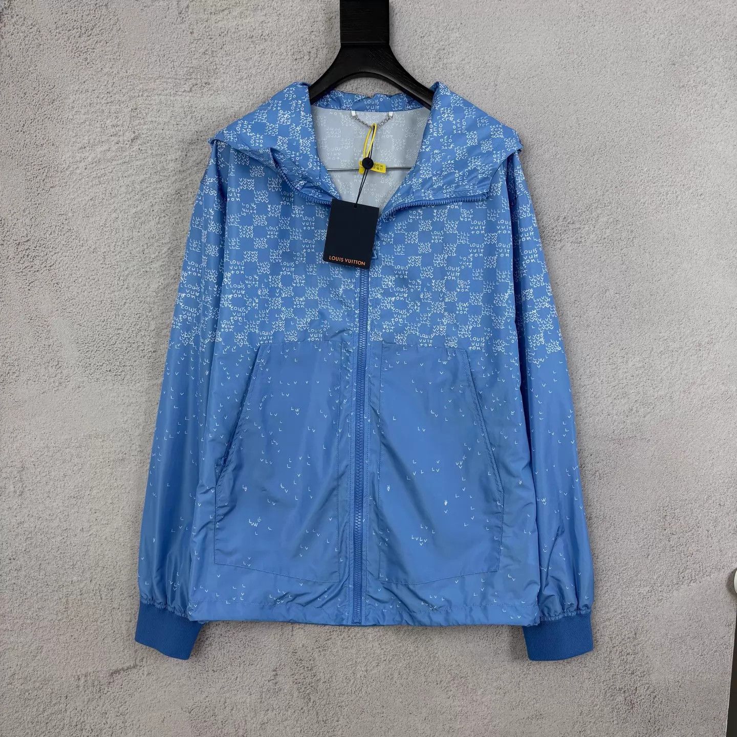 Louis Vuitton LV Allover Monogram Arrow Blue Windbreaker Size 54 Size US L / EU 52-54 / 3 - 1 Thumbnail