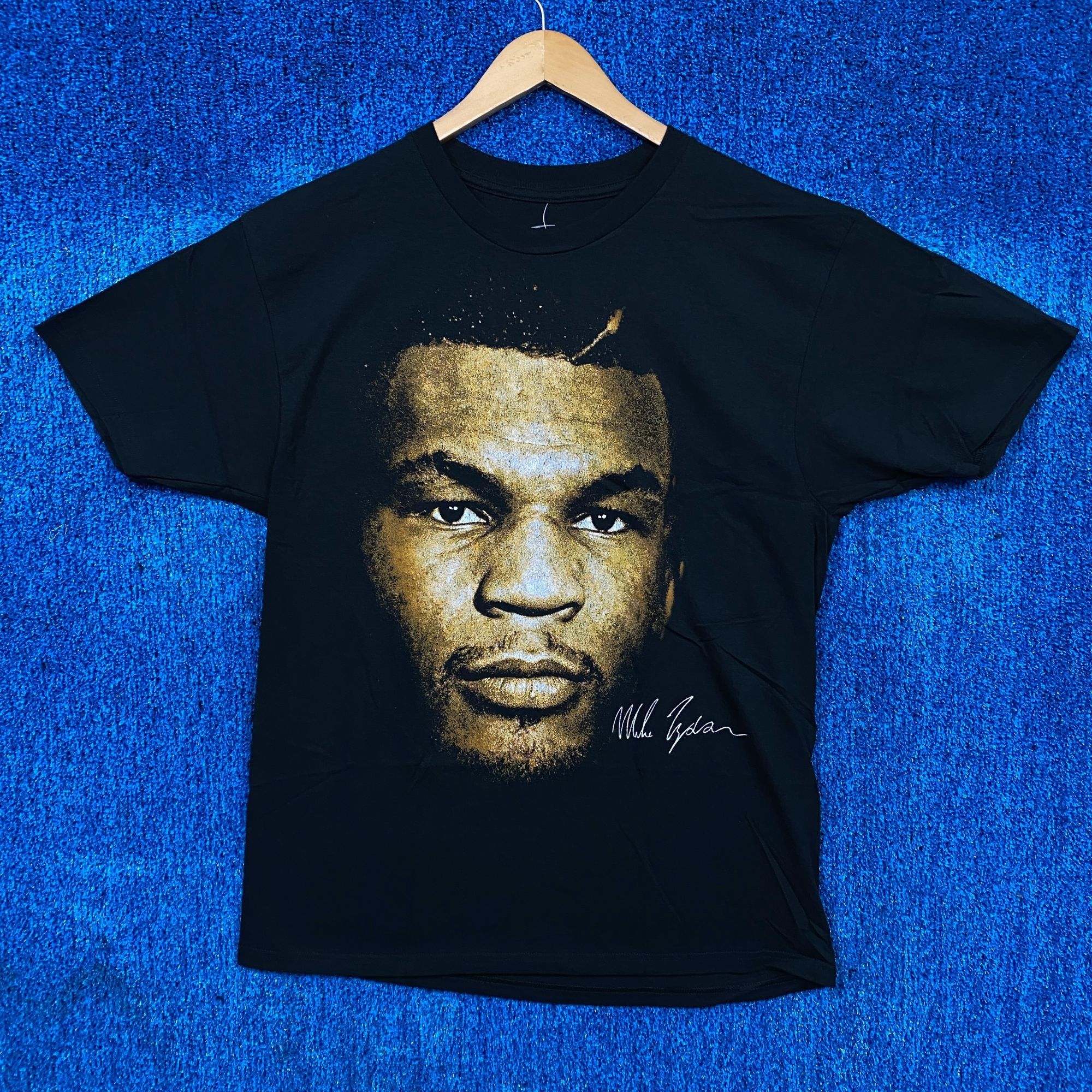 Iron Mike Tyson Big Face Autographed Portrait Boxing Tee L
