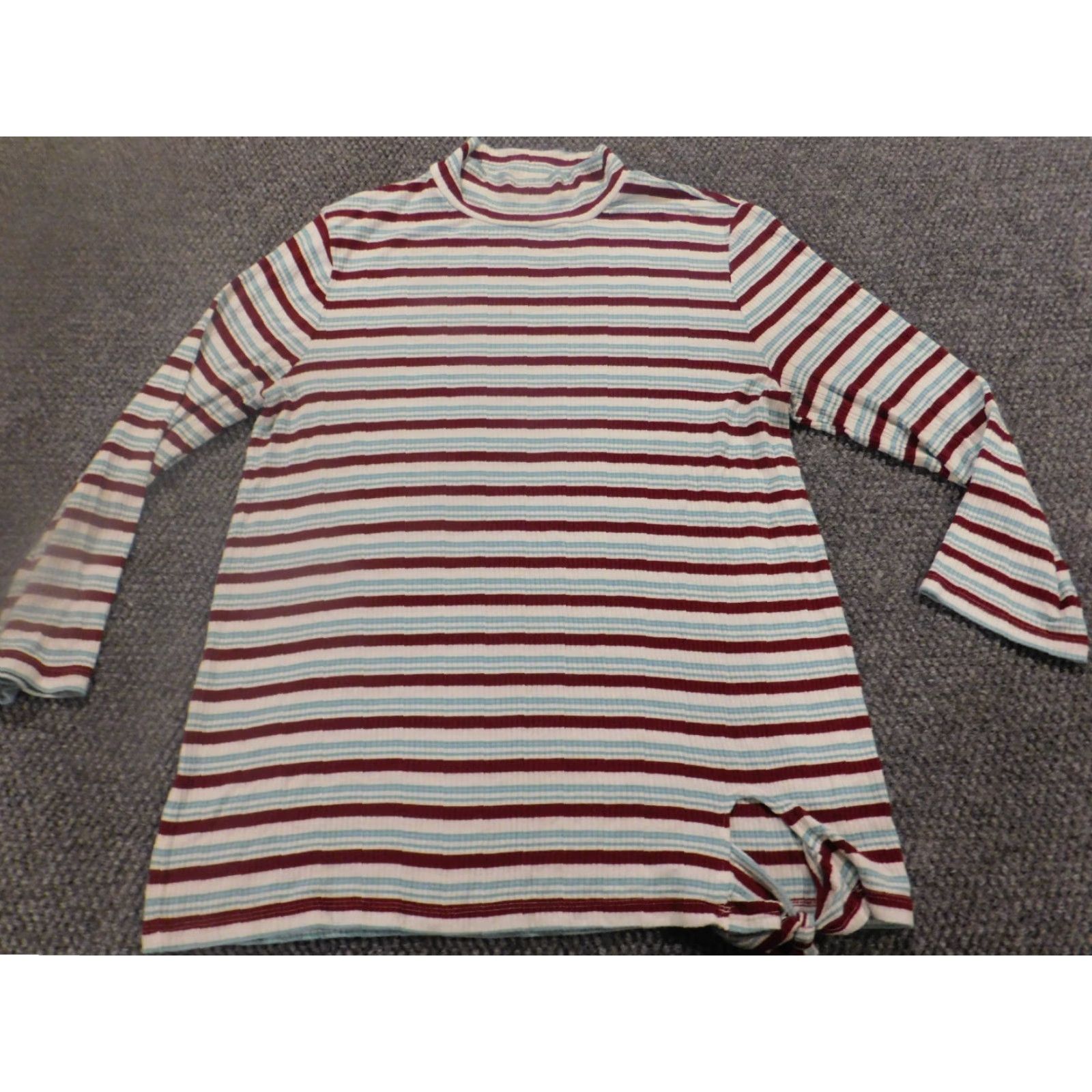 Vintage St. John's Bay Blouse Womens L Blue Striped Crew Neck Pullover Stretch Casual Shirt Size L / US 10 / IT 46 - 2 Thumbnail
