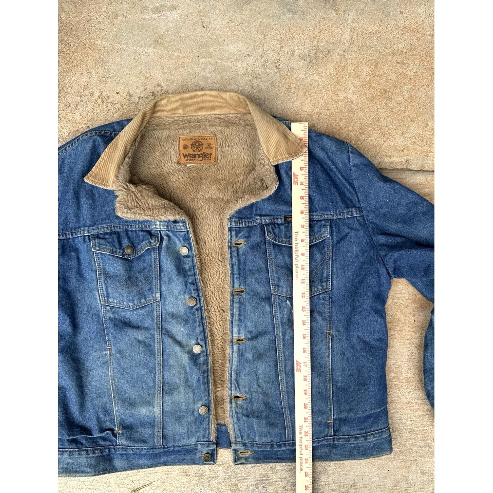 Wrangler VINTAGE Wrangler Denim Jacket XL Chore Outdoor 1980s USA MADE Blue Sherpa Trucker Mens Mens Size US XL / EU 56 / 4 - 6 Thumbnail
