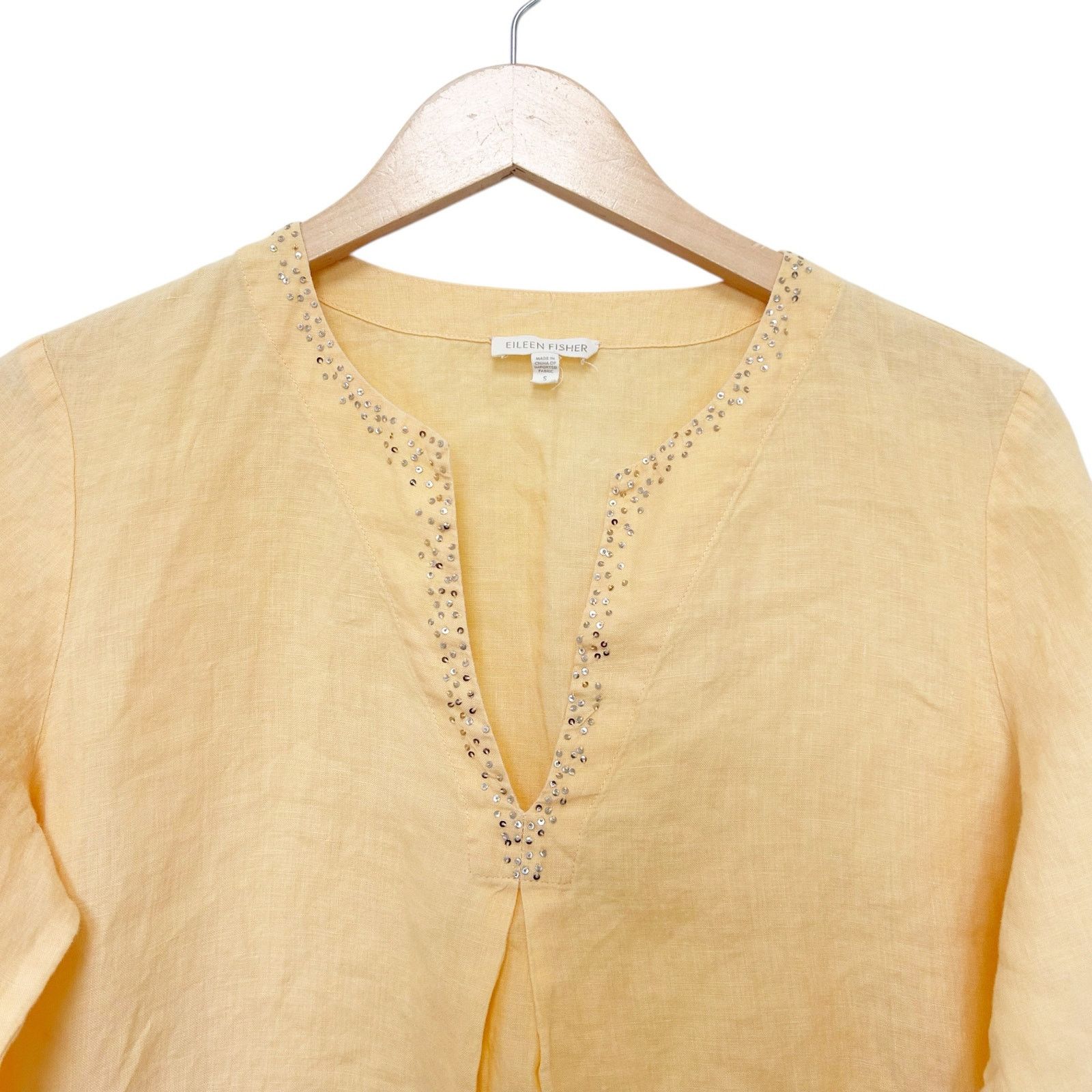 Eileen Fisher Eileen Fisher Yellow 100% Irish Linen Split Neck Top Sz S Size S / US 4 / IT 40 - 2 Thumbnail