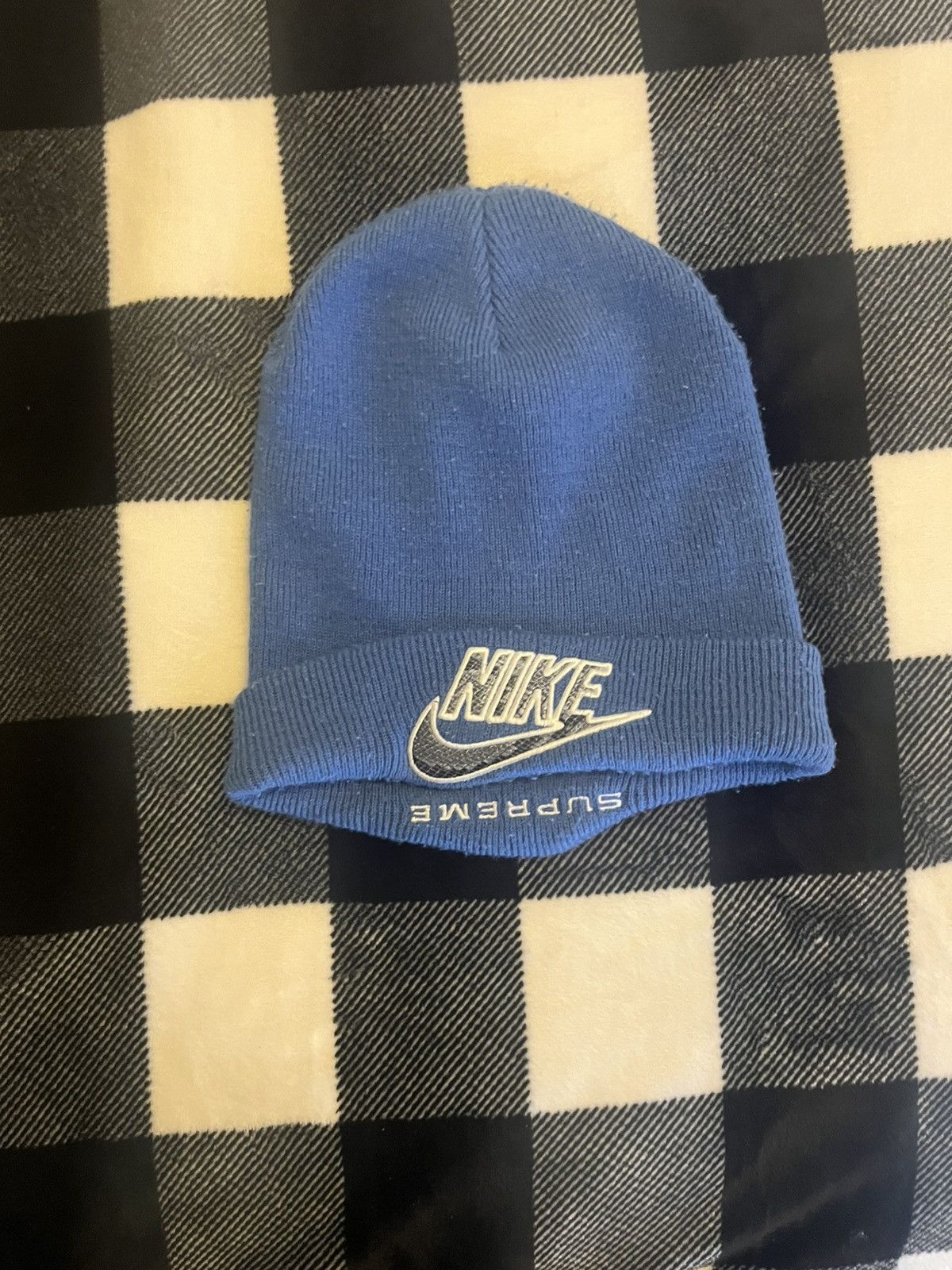 Nike × Supreme Supreme × Nike Snakeski Blue Supreme Beanie Size ONE SIZE - 2 Thumbnail