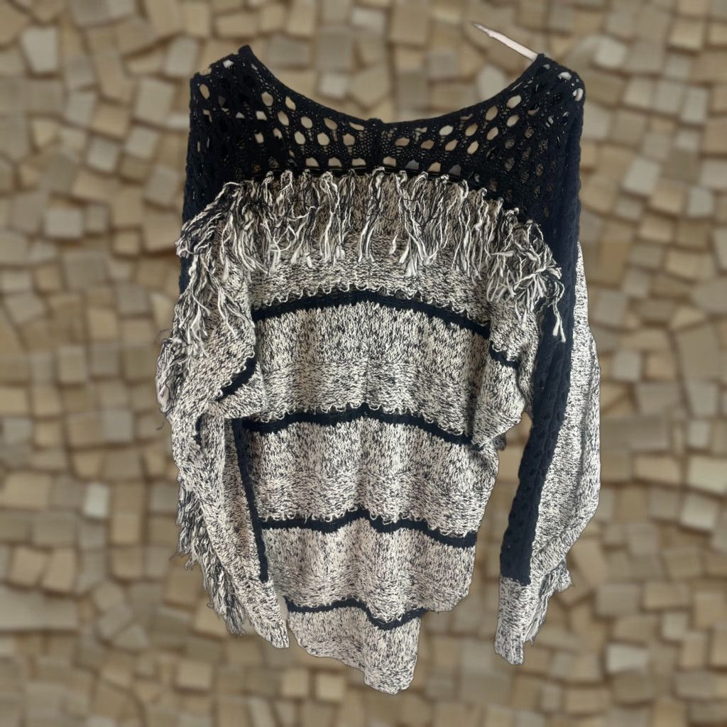 Vintage Sloane Rouge Sweater Women's XS Black Fringe Pullover Knit, Pullover, NEW, Fringe, Black White, XS, Sloane Rouge, Sweat... Size XS / US 0-2 / IT 36-38 - 1 Thumbnail
