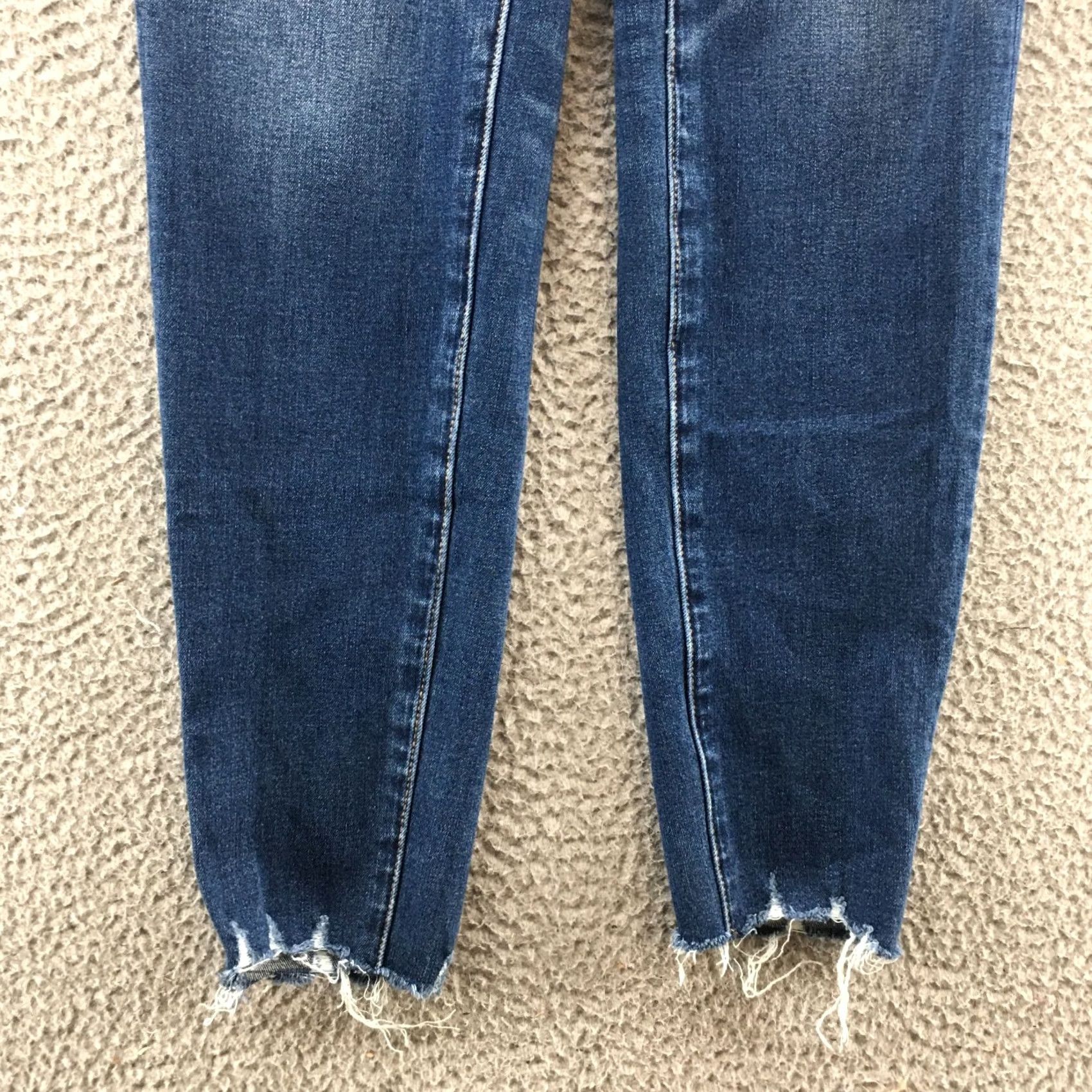 American Eagle Outfitters American Eagle Outfitters Jeans Womens 8 Regular Blue Denim Jegging Pockets Distressed Vintage No Size 30" / US 8 / IT 44 - 7 Thumbnail