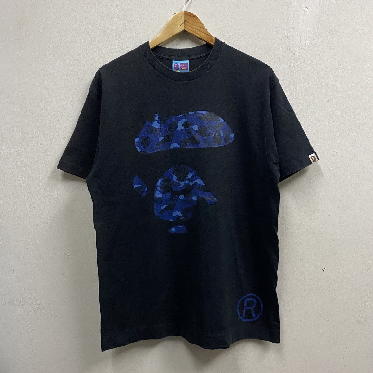 Bape Bape Camo Ape Face Tee Size US L / EU 52-54 / 3 - 1 Thumbnail