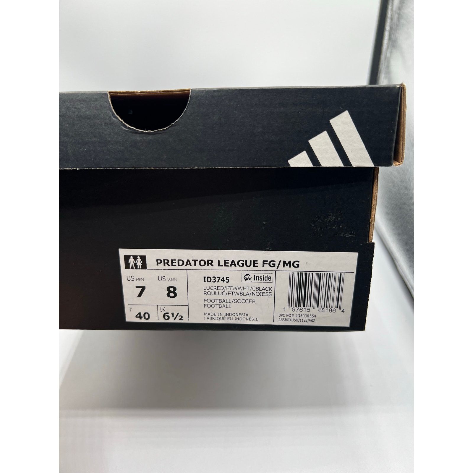 Adidas Adidas Predator League FG/MG “Pure Victory Pack” size 7 men Size US 7 / EU 40 - 6 Thumbnail