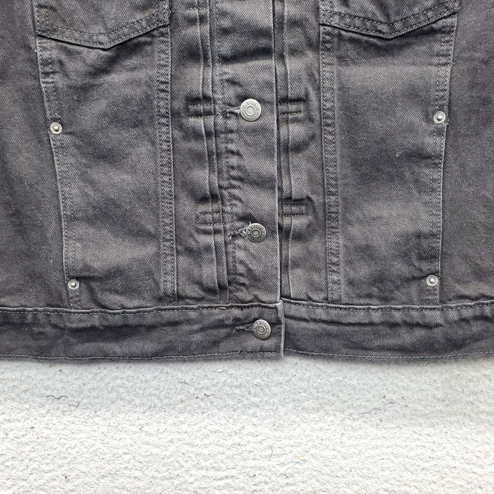 Old Navy Old Navy Jeans Jacket Womens M Black Denim Button Front Collared Jacket Size M / US 6-8 / IT 42-44 - 7 Thumbnail
