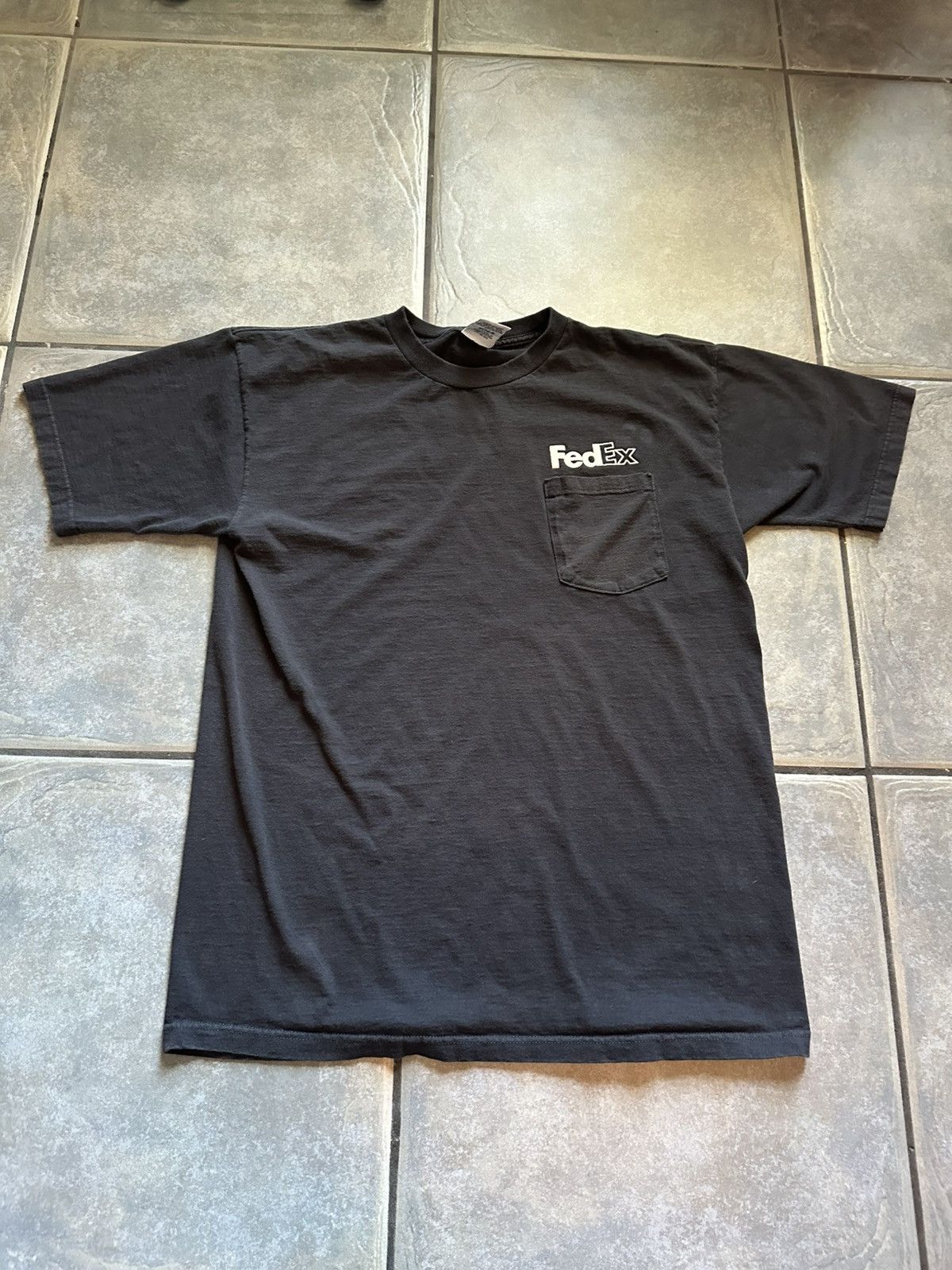 Vintage VINTAGE 1990S FEDEX T-SHIRT Size US XL / EU 56 / 4 - 2 Thumbnail