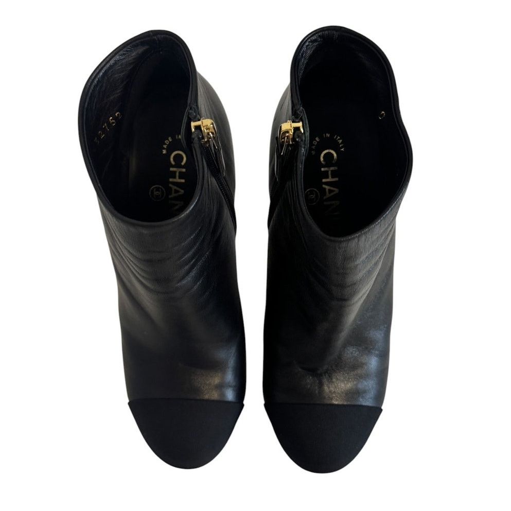 Chanel Chanel Fall Black Leather Metal Pearl Ankle Boots Size 37 Size US 6.5 / IT 36.5 - 6 Thumbnail