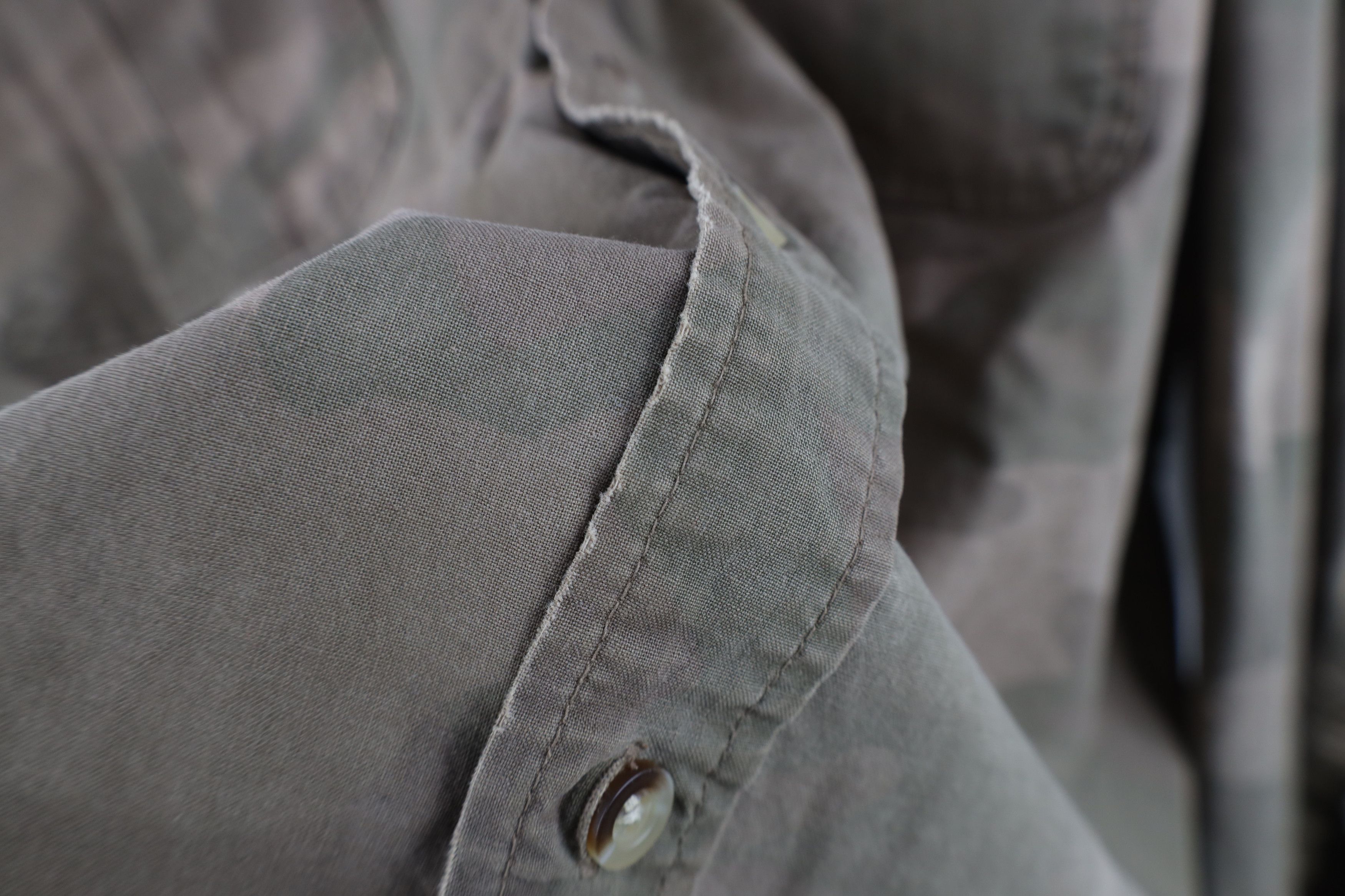 Vintage Vintage Streetwear Double Pocket Camouflage Button Shirt Size US XXL / EU 58 / 5 - 9 Thumbnail