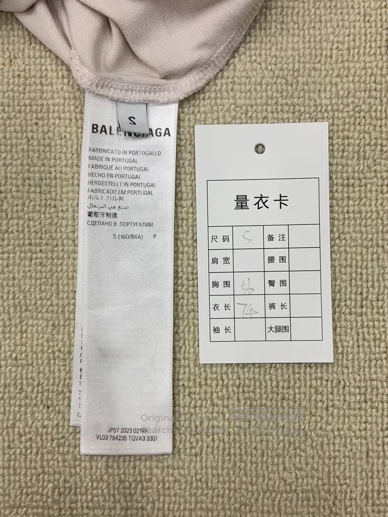 Balenciaga Balenciaga Alphabet Round Neck Faded Effect Pullover Strai Size US S / EU 44-46 / 1 - 4 Thumbnail