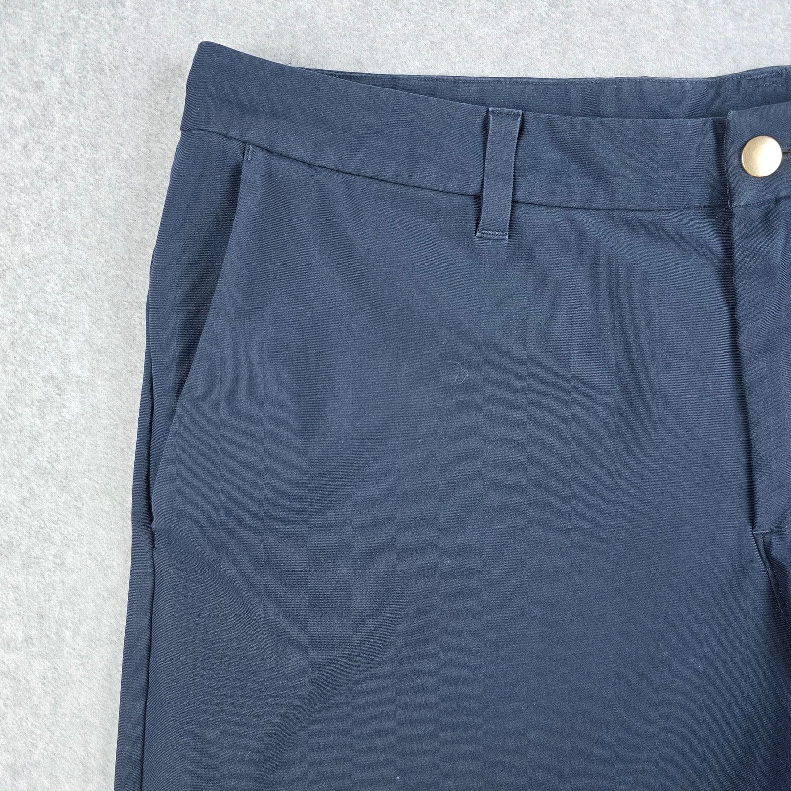 Lululemon Lululemon 36 Navy Commission Short Relaxed Warpstreme M7A83S Size US 36 / EU 52 - 6 Thumbnail