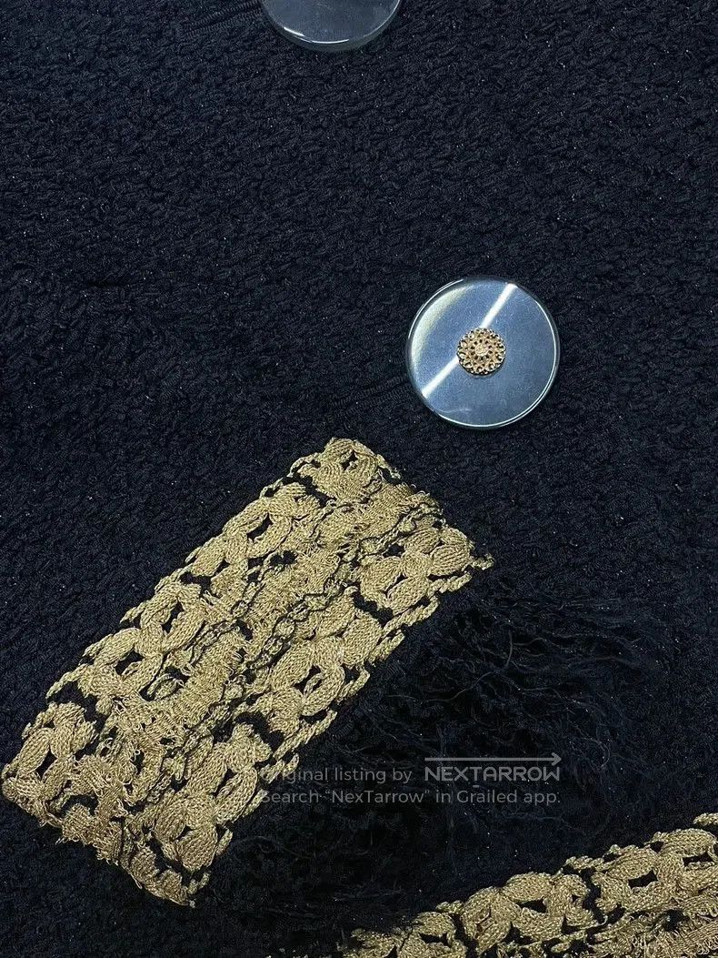 Chanel Chanel Black Gold Fringe Detail Jacket. Size US M / EU 48-50 / 2 - 2 Thumbnail