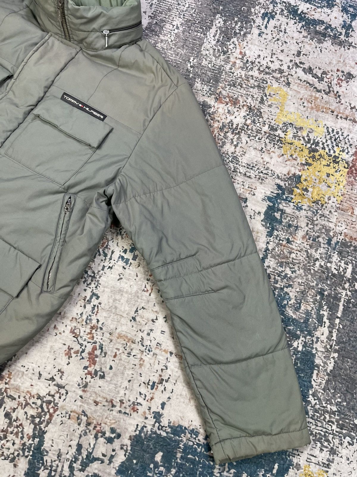 Tommy Hilfiger Vtg Y2k Tommy Hilfiger Multi Pocket Down Jacket Size US L / EU 52-54 / 3 - 7 Thumbnail