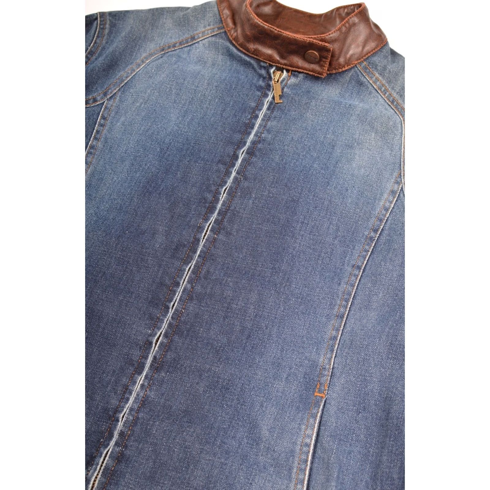 Vintage Iceberg Womens Full-Zip Denim Jacket Leather Trim Size L Blue Shirt Jacket Womens Leather Trim Size 36" / US 14 / IT 50 - 2 Thumbnail