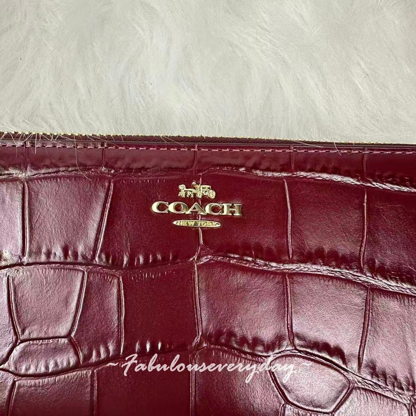 Coach Coach Long Zip Around Wallet Embossed crocodile /Dark Wine Size ONE SIZE - 3 Thumbnail