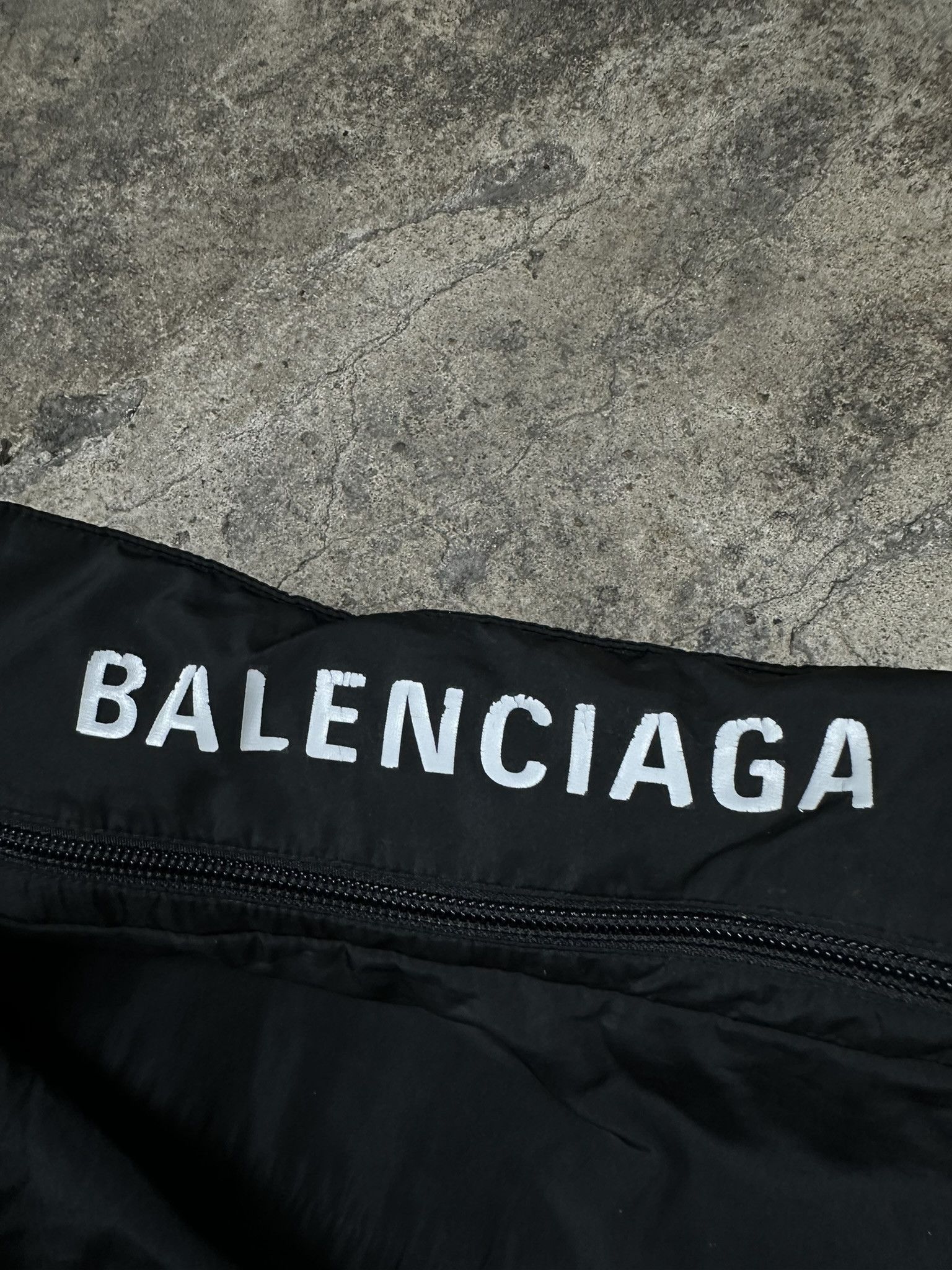 Balenciaga Balenciaga Nylon Rain Jacket Size US L / EU 52-54 / 3 - 3 Thumbnail