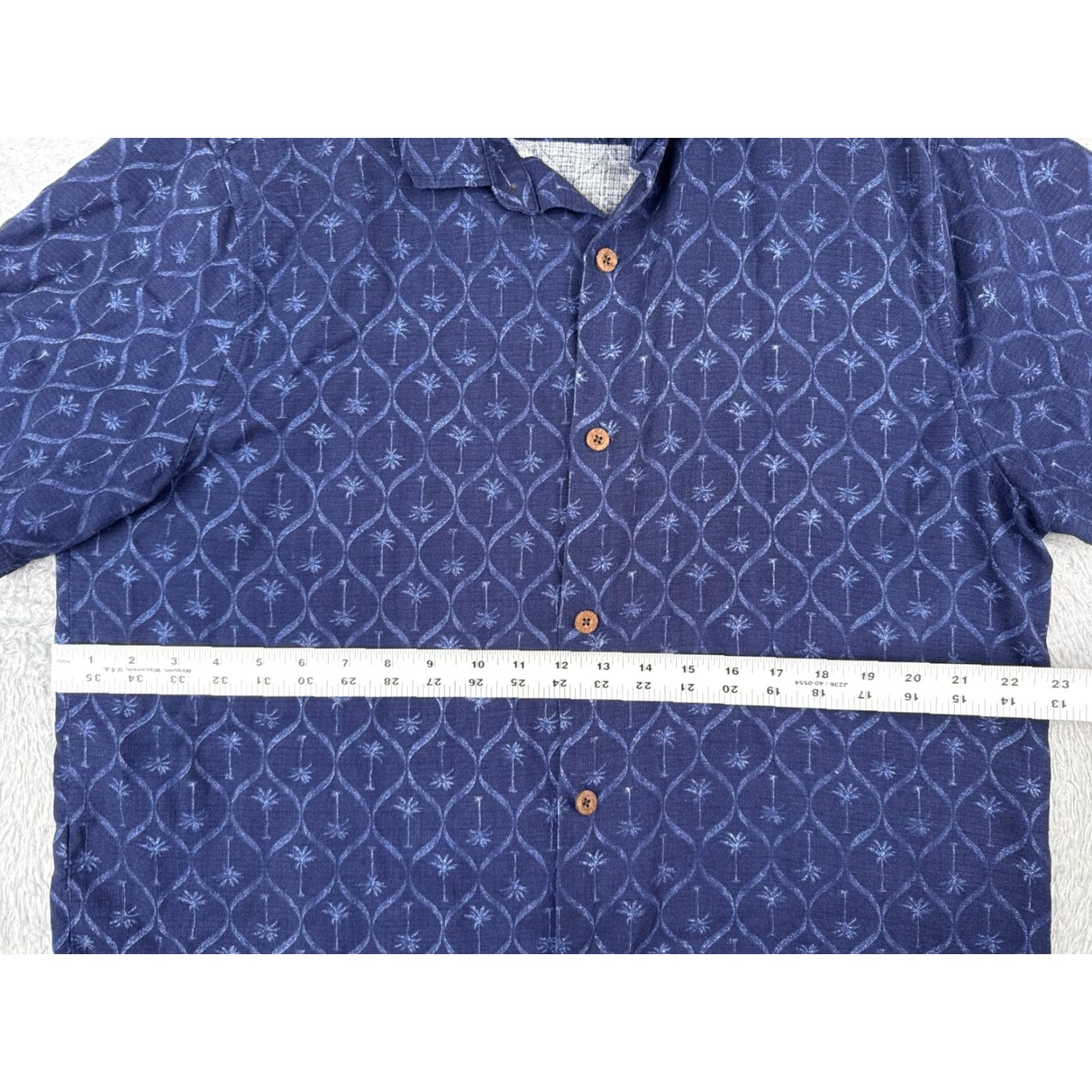 Tommy Bahama Tommy Bahama Shirt Men Large Blue Palm Tree 100% Silk Button Up Hawaiian Vintage: No Size US L / EU 52-54 / 3 - 7 Thumbnail