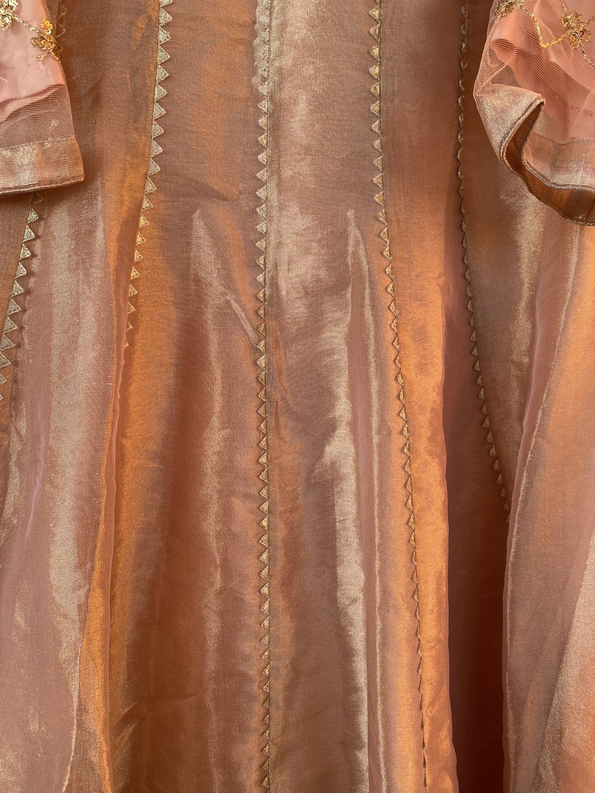 Other Wedding Wear Peach Organza Anarkali Pakistani Dress Size L Size L / US 10 / IT 46 - 6 Thumbnail