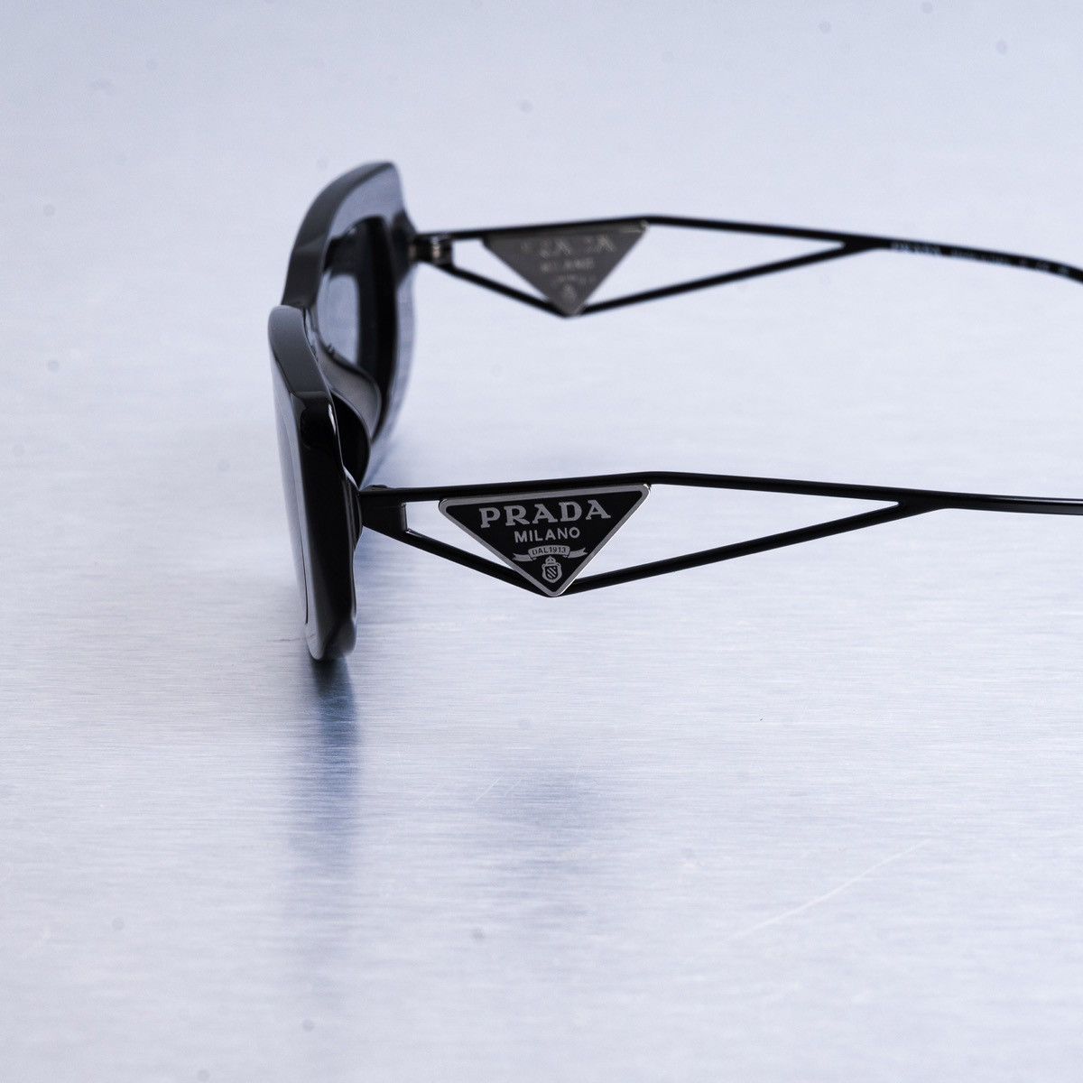Prada PRADA 0PR 14YS 1AB5S0 SUNGLASSES Size ONE SIZE - 3 Thumbnail