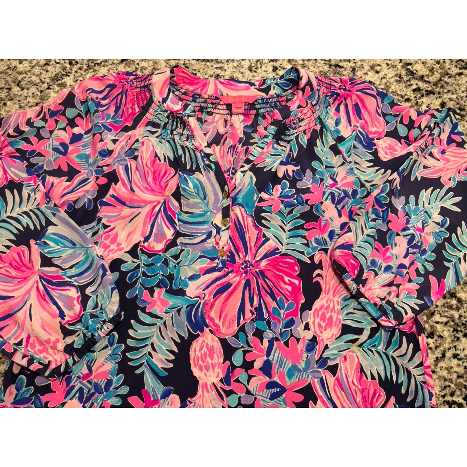 Lilly Pulitzer Lilly Pulitzer Blouse Women Large Silk Multicolor Elsa Pineapple Vacation Office Princess Womens Size L / US 10 / IT 46 - 5 Thumbnail