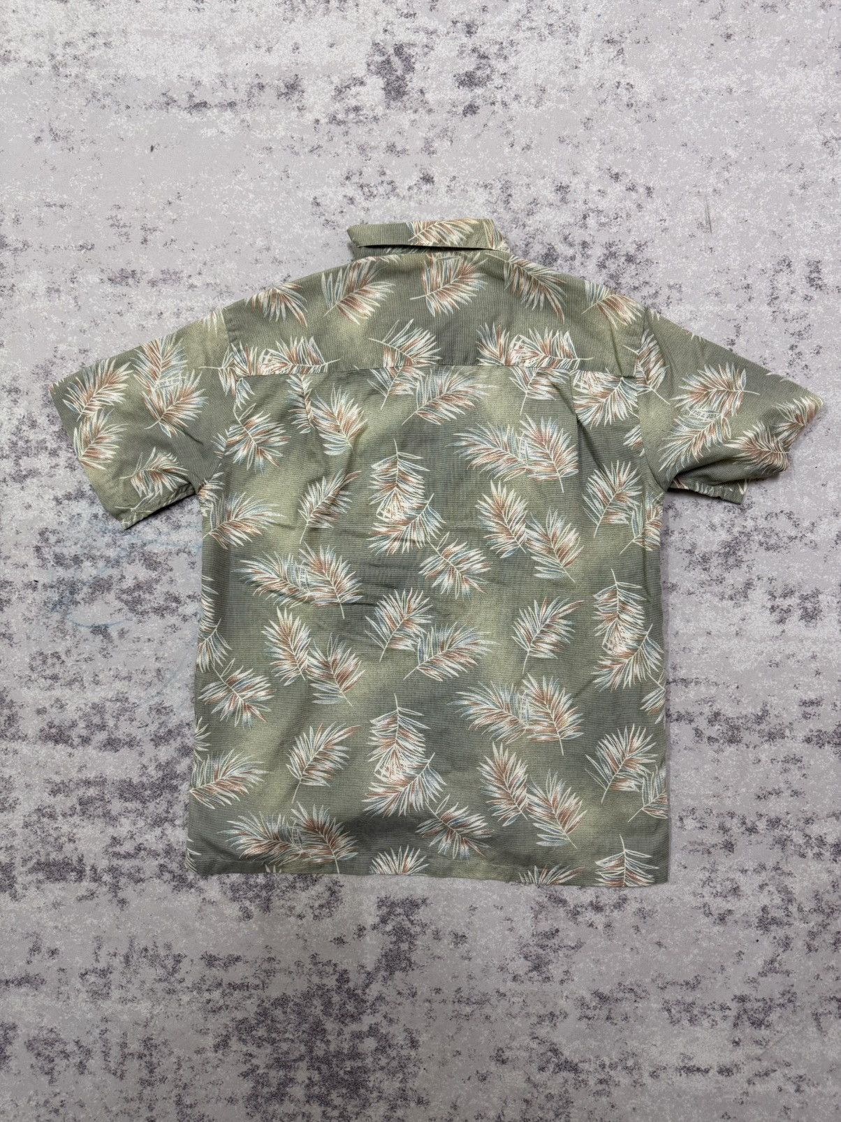 Japanese Brand VINTAGE IY BASICS FLORA DESIGN HAWAII BUTTON UP SHIRT Size US M / EU 48-50 / 2 - 8 Thumbnail