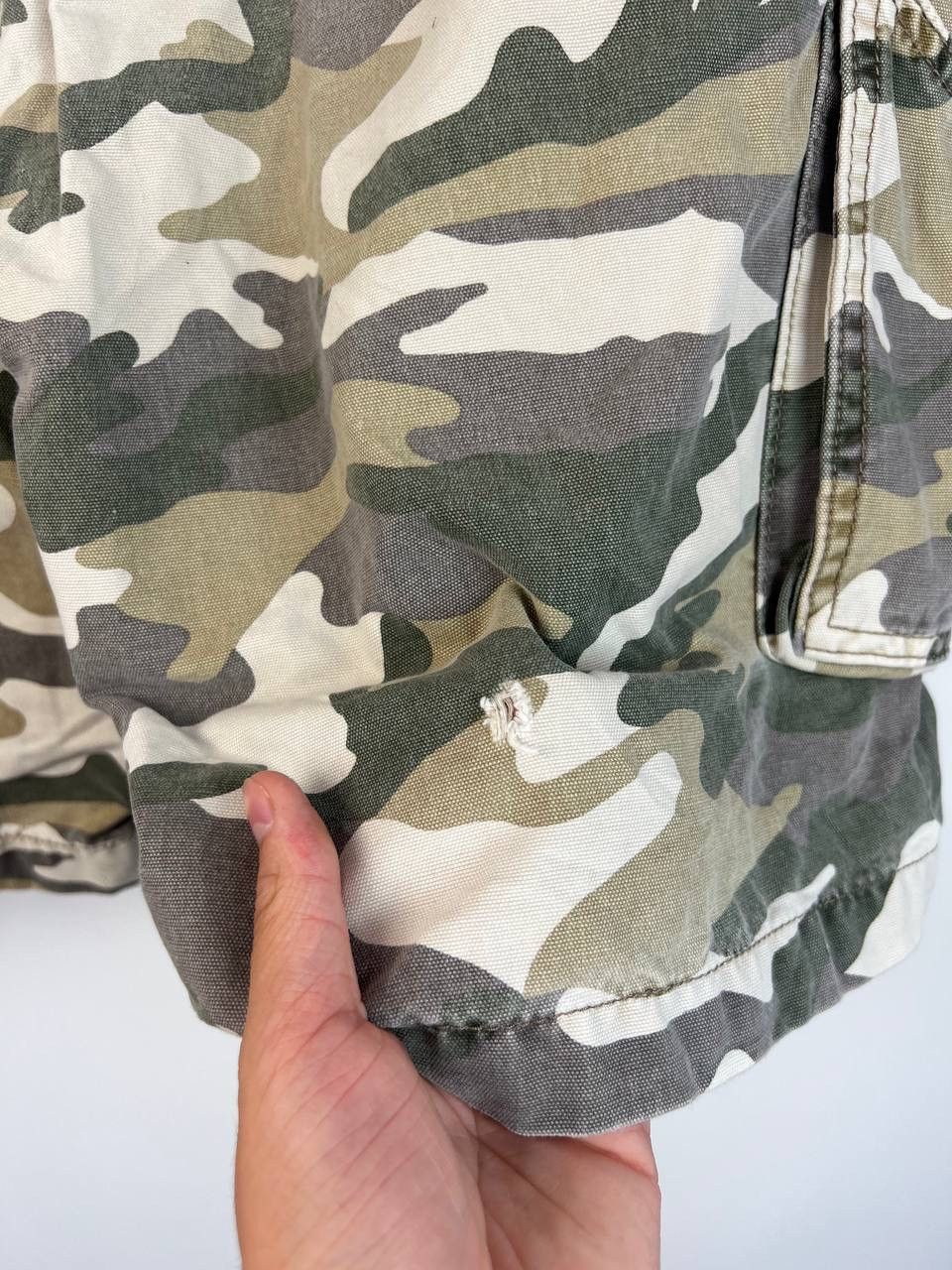 Carhartt Carhartt workwear vintage streetwear cargo shorts size 40 Size US 40 / EU 56 - 4 Thumbnail