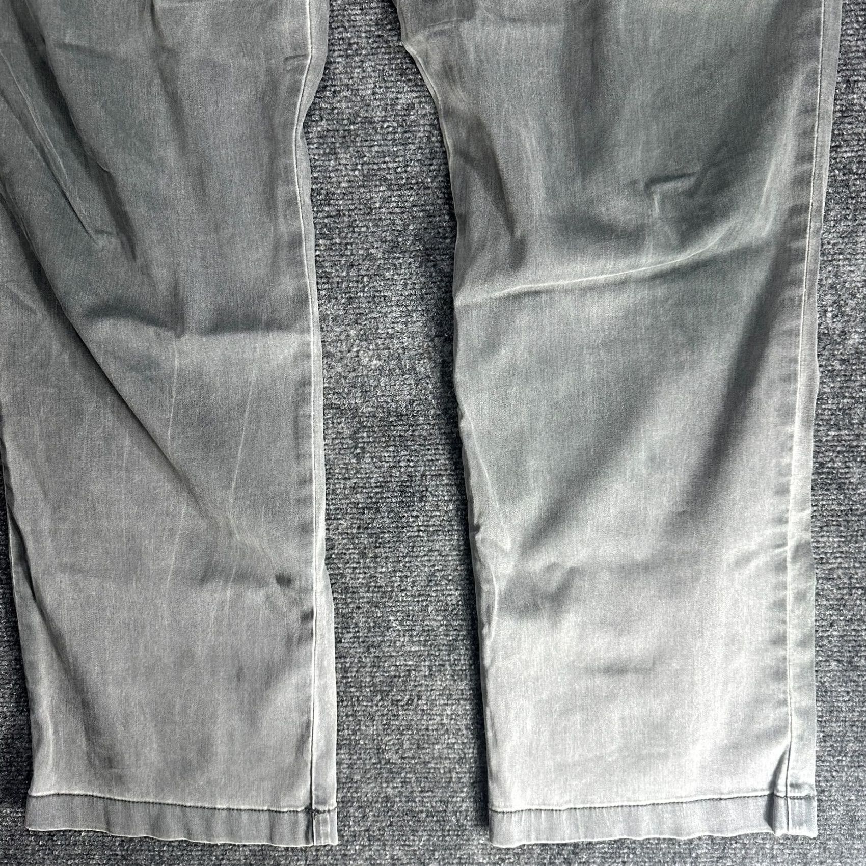 Tommy Bahama Tommy Bahama Pants Mens 38 Gray Stone Wash Cotton Stretch Pockets Chino Size US 38 / EU 54 - 2 Thumbnail