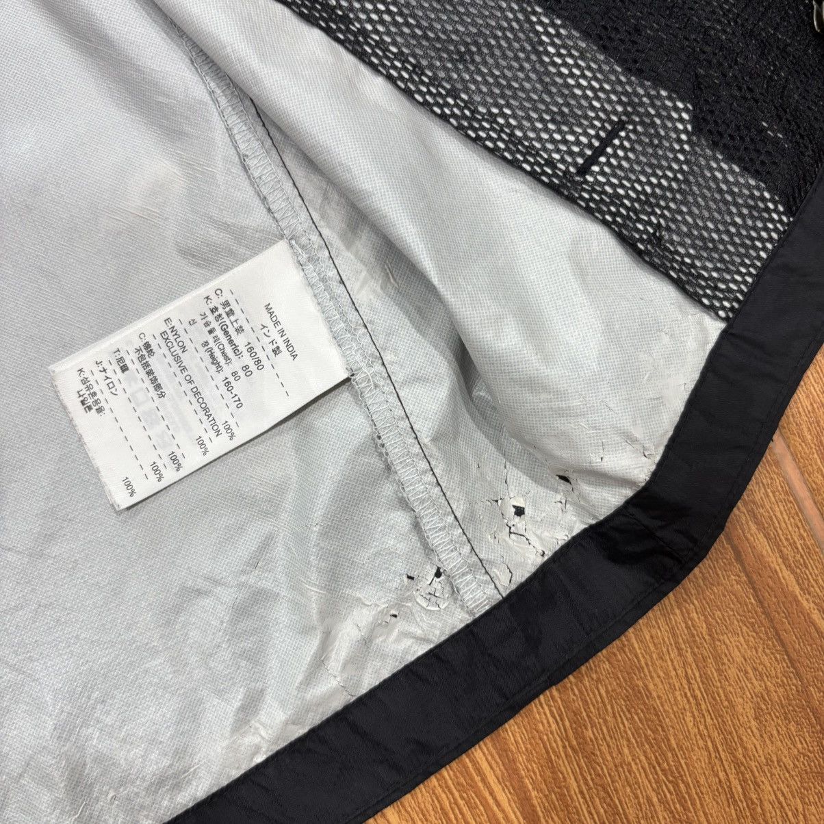 Nike Manchester United Nike Hooded Rain Jacket Size US S / EU 44-46 / 1 - 9 Thumbnail