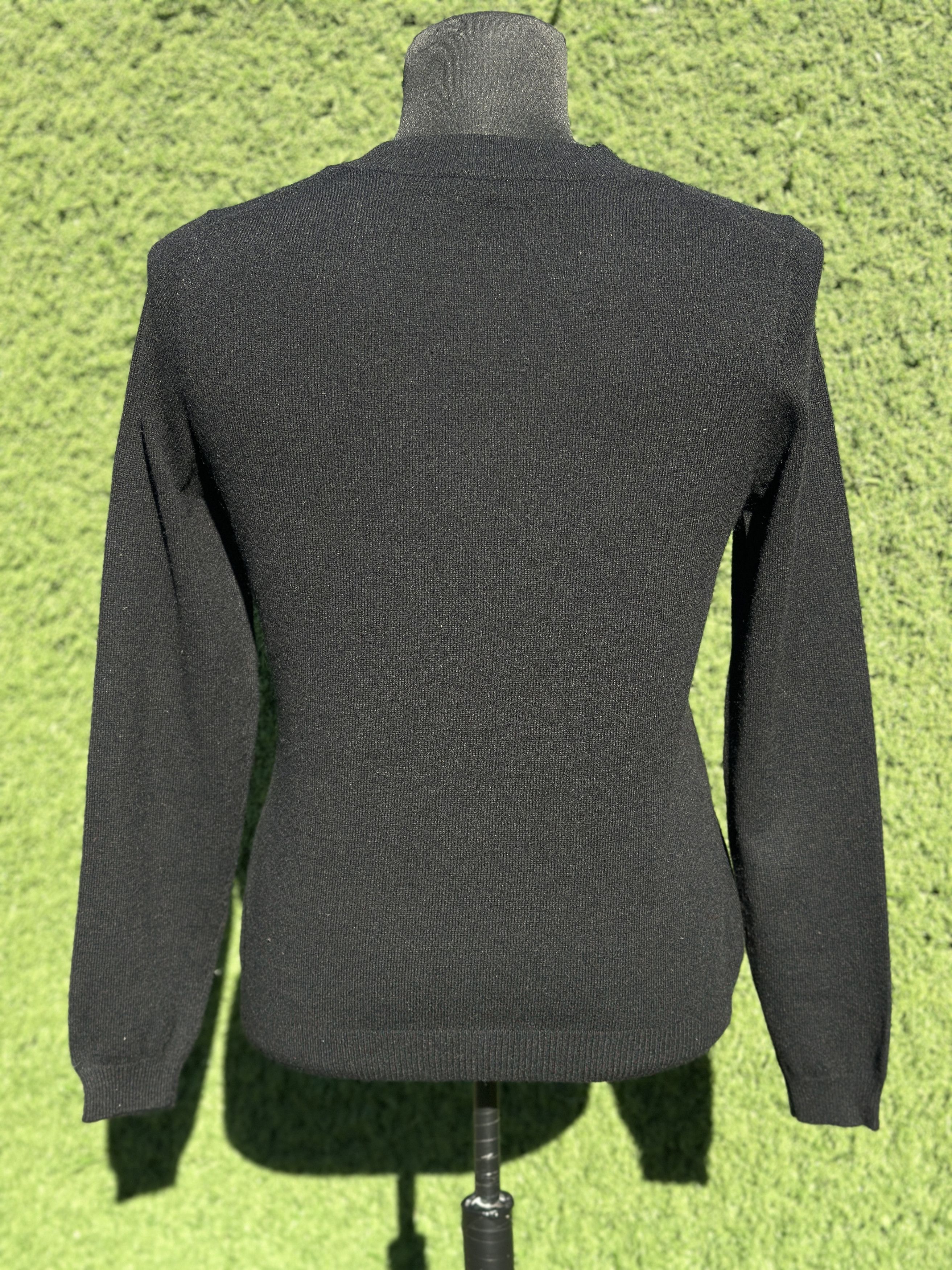 Prada Prada 100% Cashmere Black V-Neck Sweater Knit Size 40 Size S / US 4 / IT 40 - 12 Thumbnail