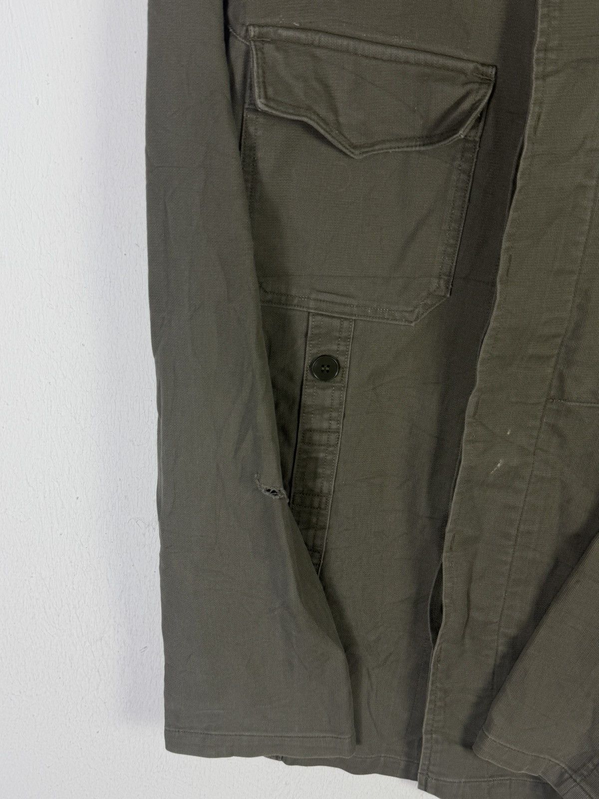 Vintage Vintage Germany Military Button Shirt Jacket Side Flag Logo Size US M / EU 48-50 / 2 - 7 Thumbnail