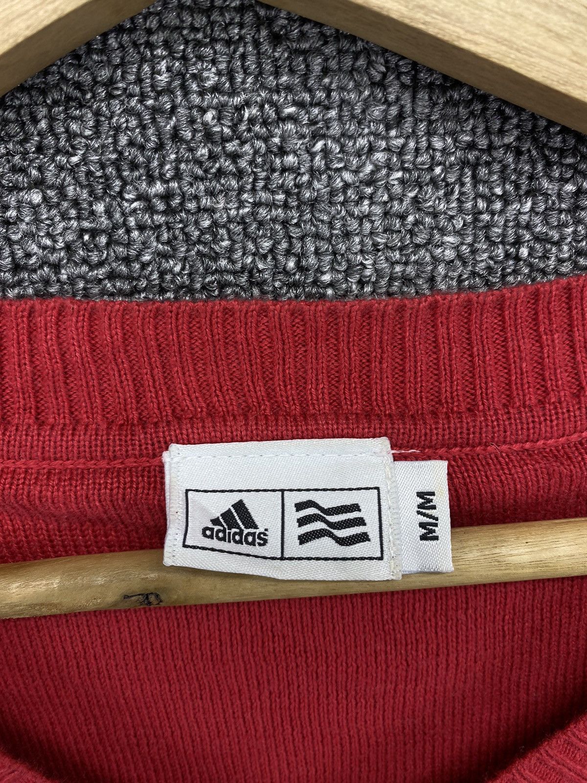 Adidas Vintage Adidas Stripes Red Tank Top Vest Size US M / EU 48-50 / 2 - 4 Thumbnail