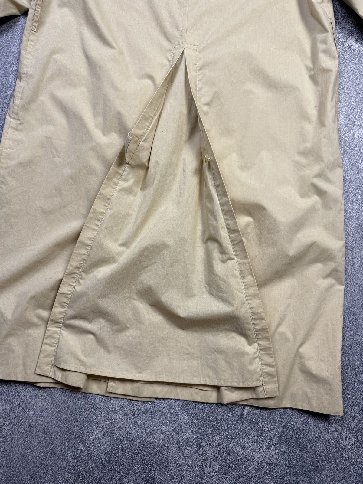 Burberry Burberry Coat Size US L / EU 52-54 / 3 - 24 Thumbnail
