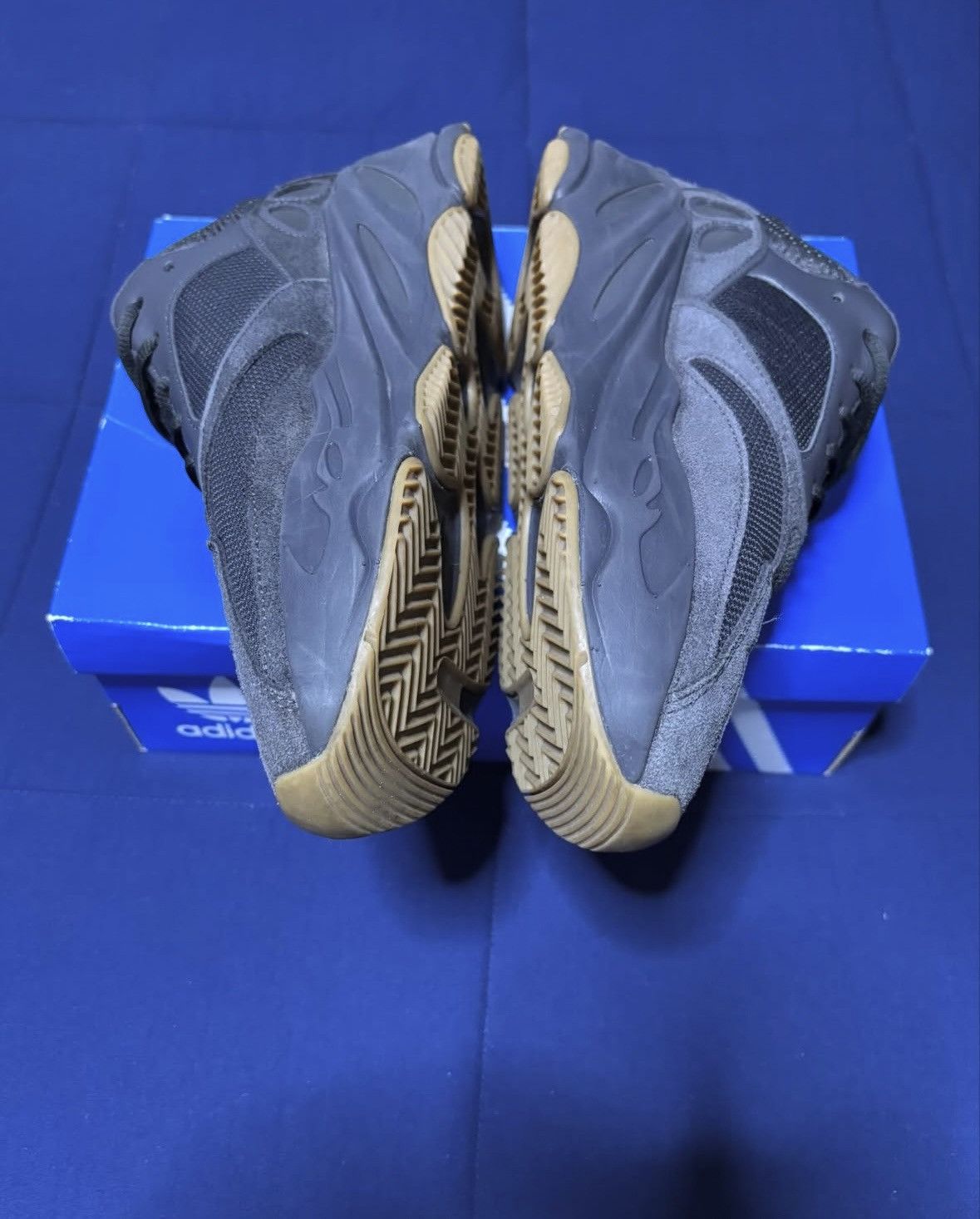 Adidas Adidas Yeezy Boost 700 Utility Black 2019 Size 10 Size US 10 / EU 43 - 3 Thumbnail