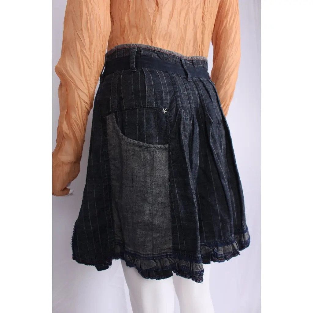 Marithe + Francois Girbaud Marithé François Girbaud Pleated Denim Stripe Skirt Size 25" / US 0 / IT 36 - 7 Thumbnail