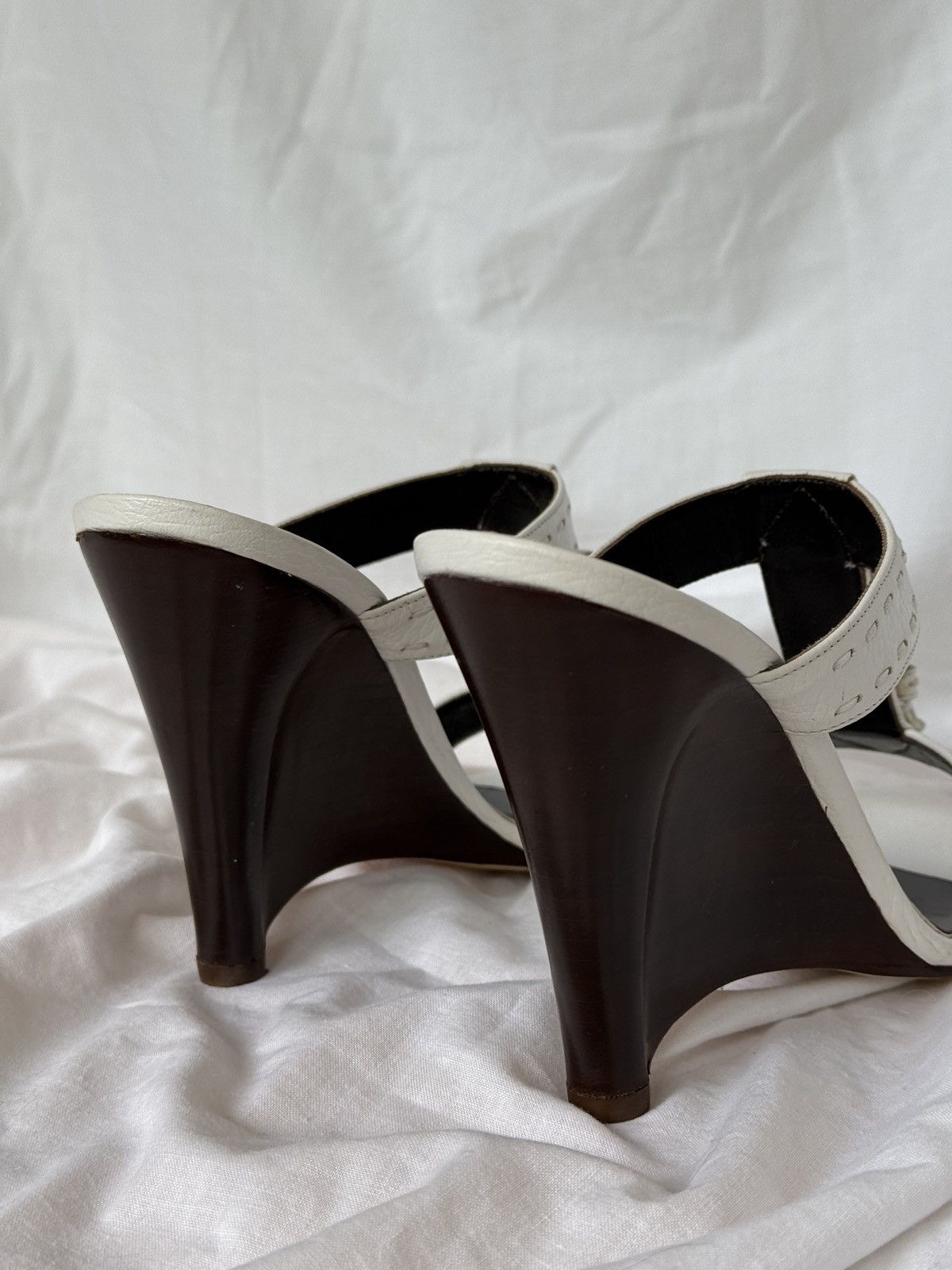 Fendi Fendi White Leather Strappy Mules Sandals on Wedges Buckle Size US 7.5 / IT 37.5 - 9 Thumbnail