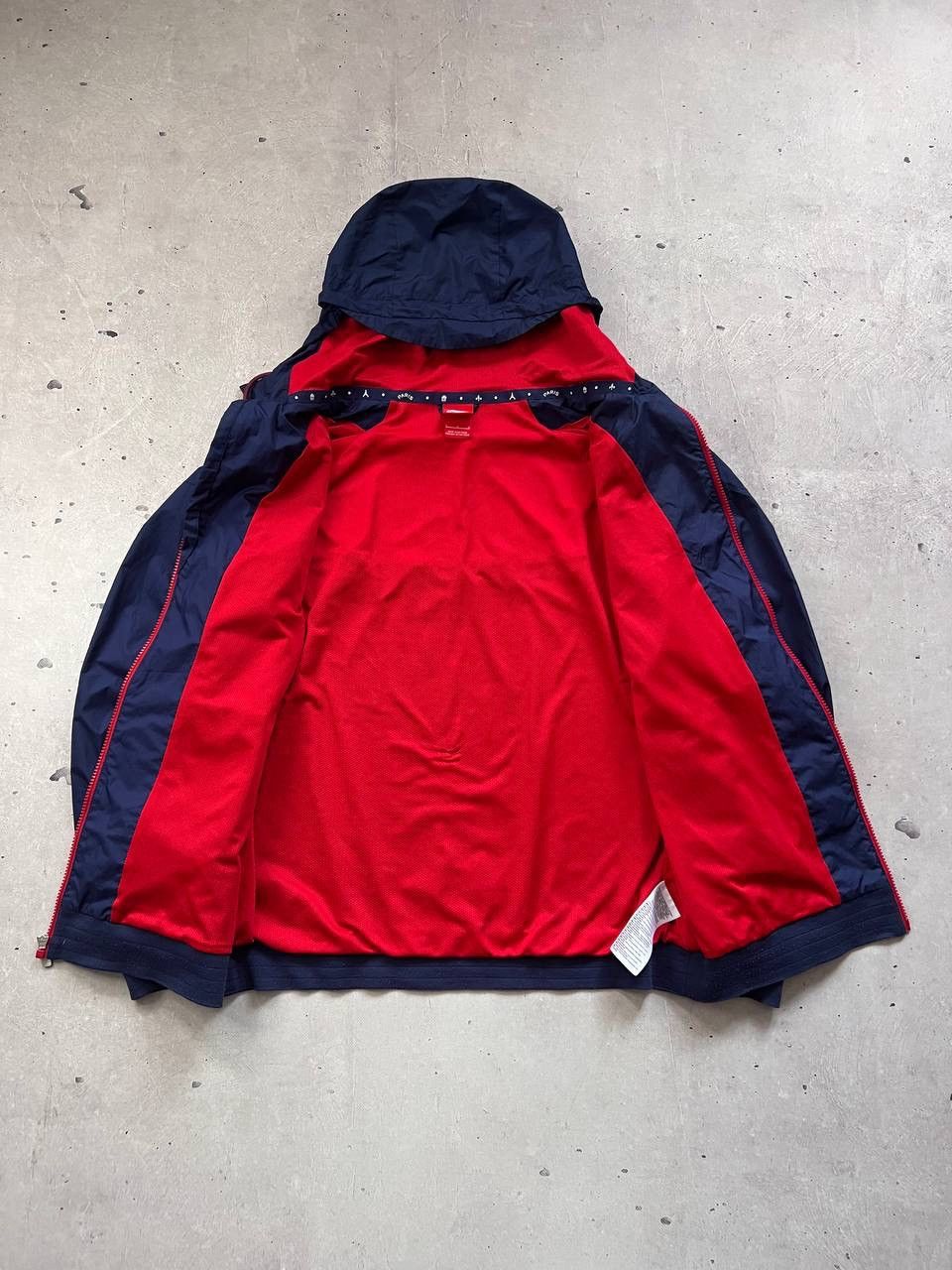 Nike × Vintage Nike FC PSG Paris Football Training Jacket Soccer Olympic Size US L / EU 52-54 / 3 - 6 Thumbnail
