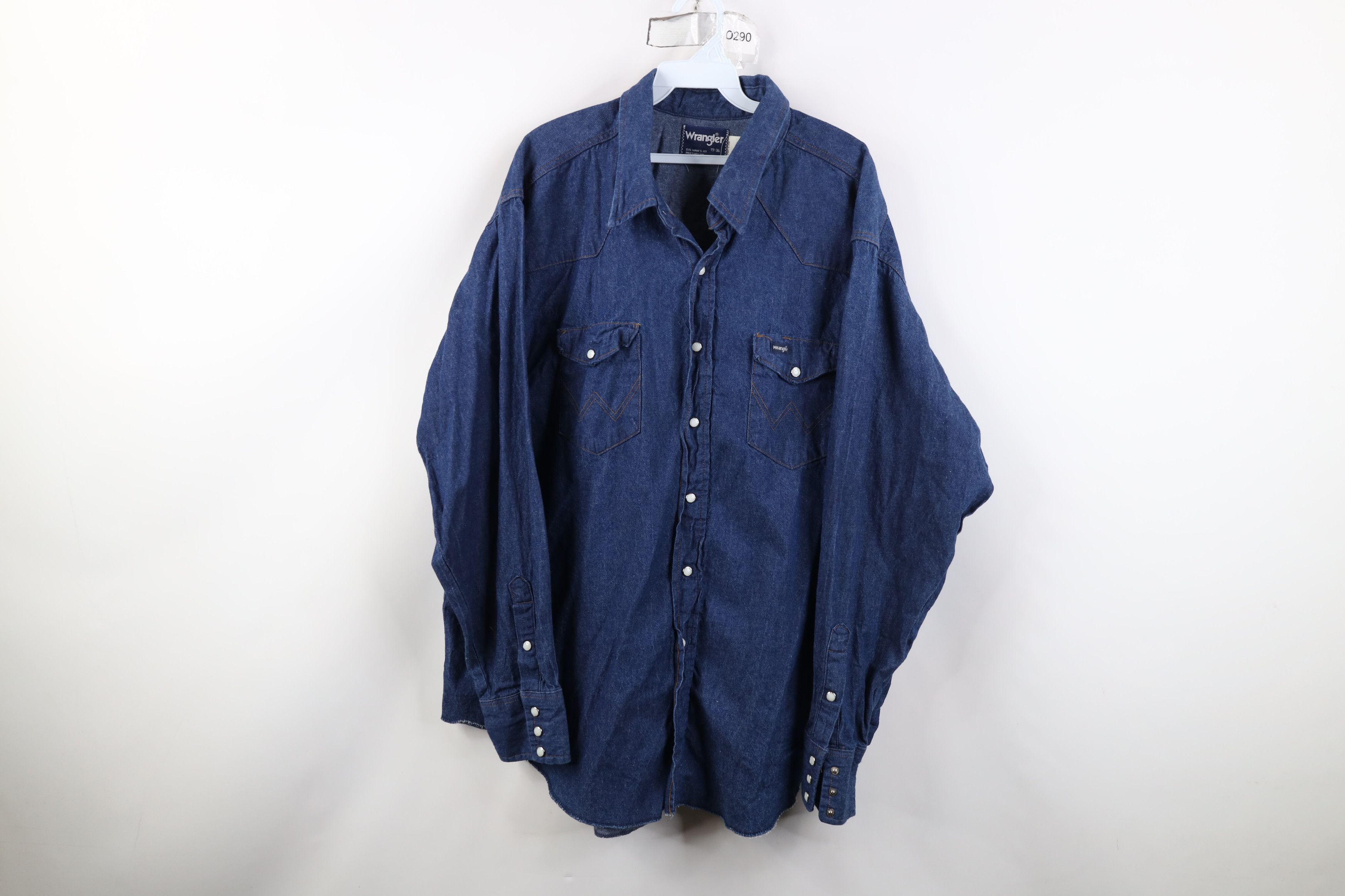 Wrangler Vintage 90s Wrangler Cowboy Denim Snap Button Shirt USA Size US XL / EU 56 / 4 - 1 Thumbnail