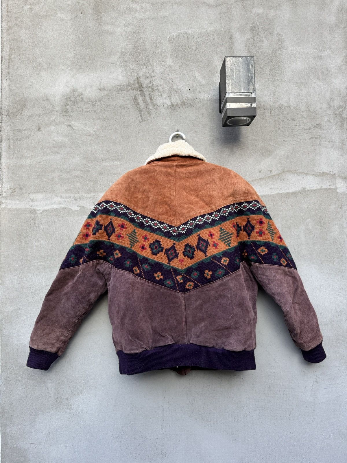 Vintage Vintage 90s Suede Aztec Jacket Shearling Ethno Chic Boho Size US L / EU 52-54 / 3 - 4 Thumbnail