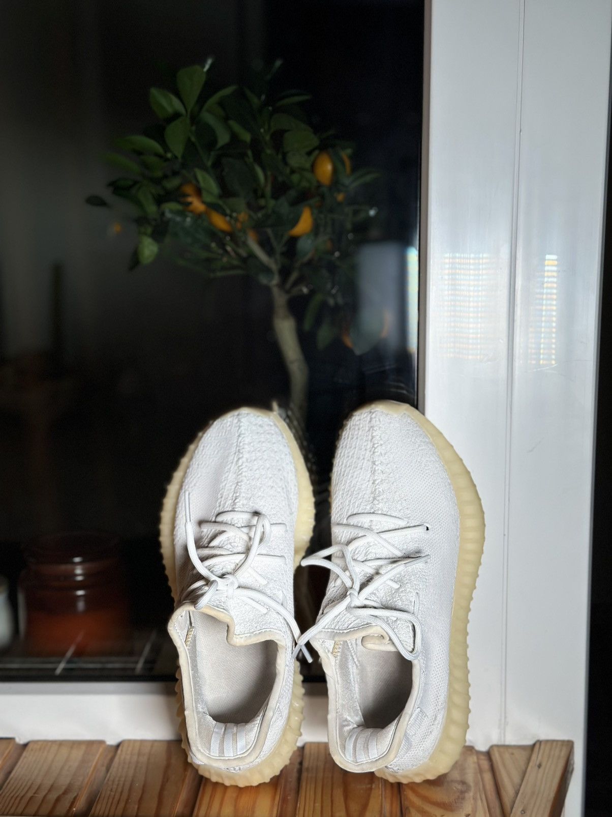 Adidas Yeezy 350 v2 triple white🔥🔥