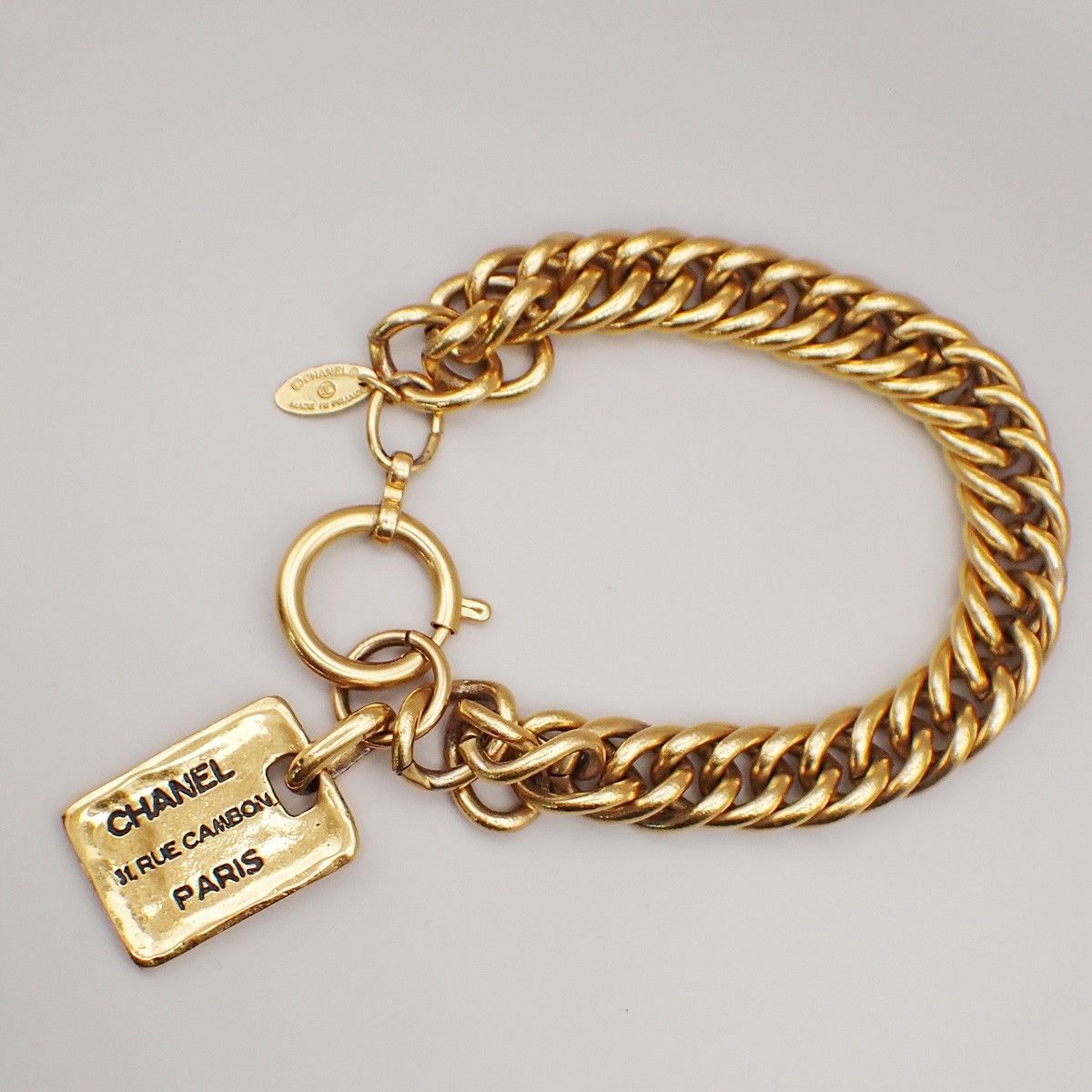Chanel Chanel Vintage Rue Cambon Chain Charm Bracelet Metal Size ONE SIZE - 1 Thumbnail