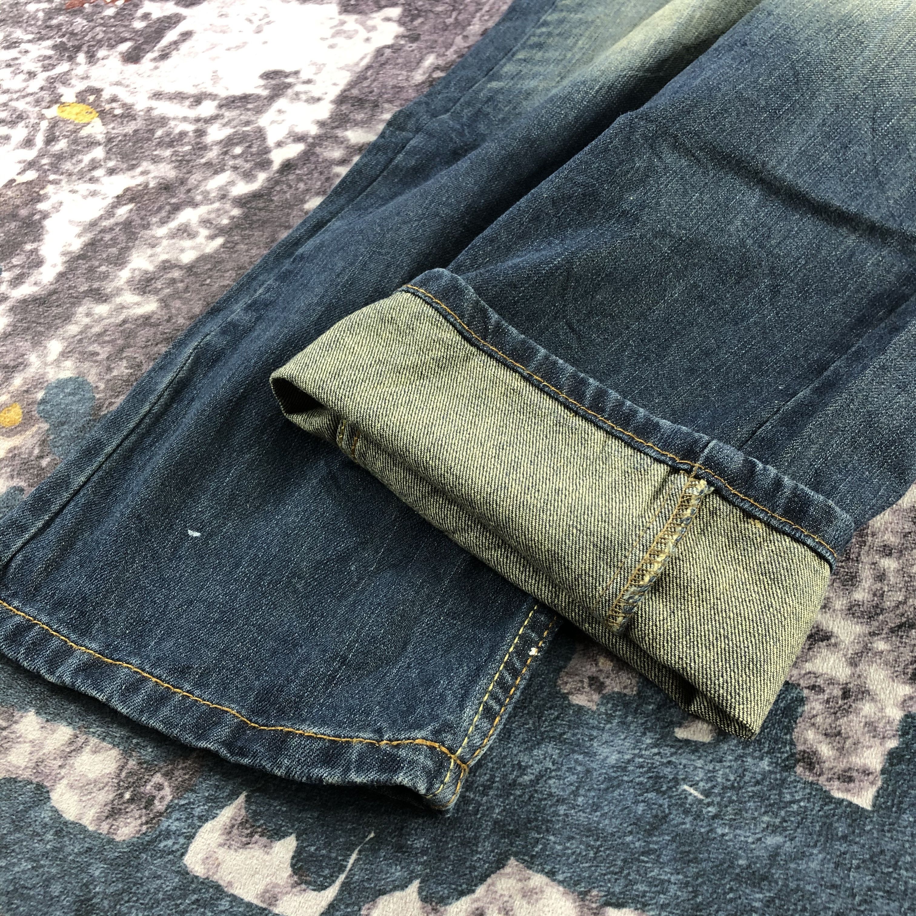 Vintage Blue Wash Levis 514 Jeans-JM3073