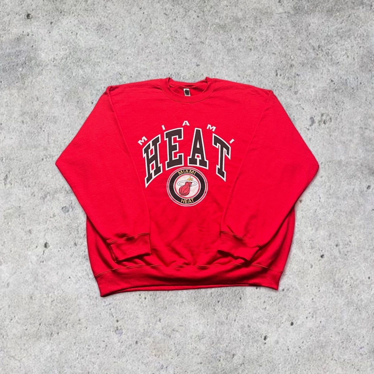 NBA × Vintage Vintage 90s Miami Heat crewneck sweatshirt cstm Size US L / EU 52-54 / 3 - 2 Thumbnail